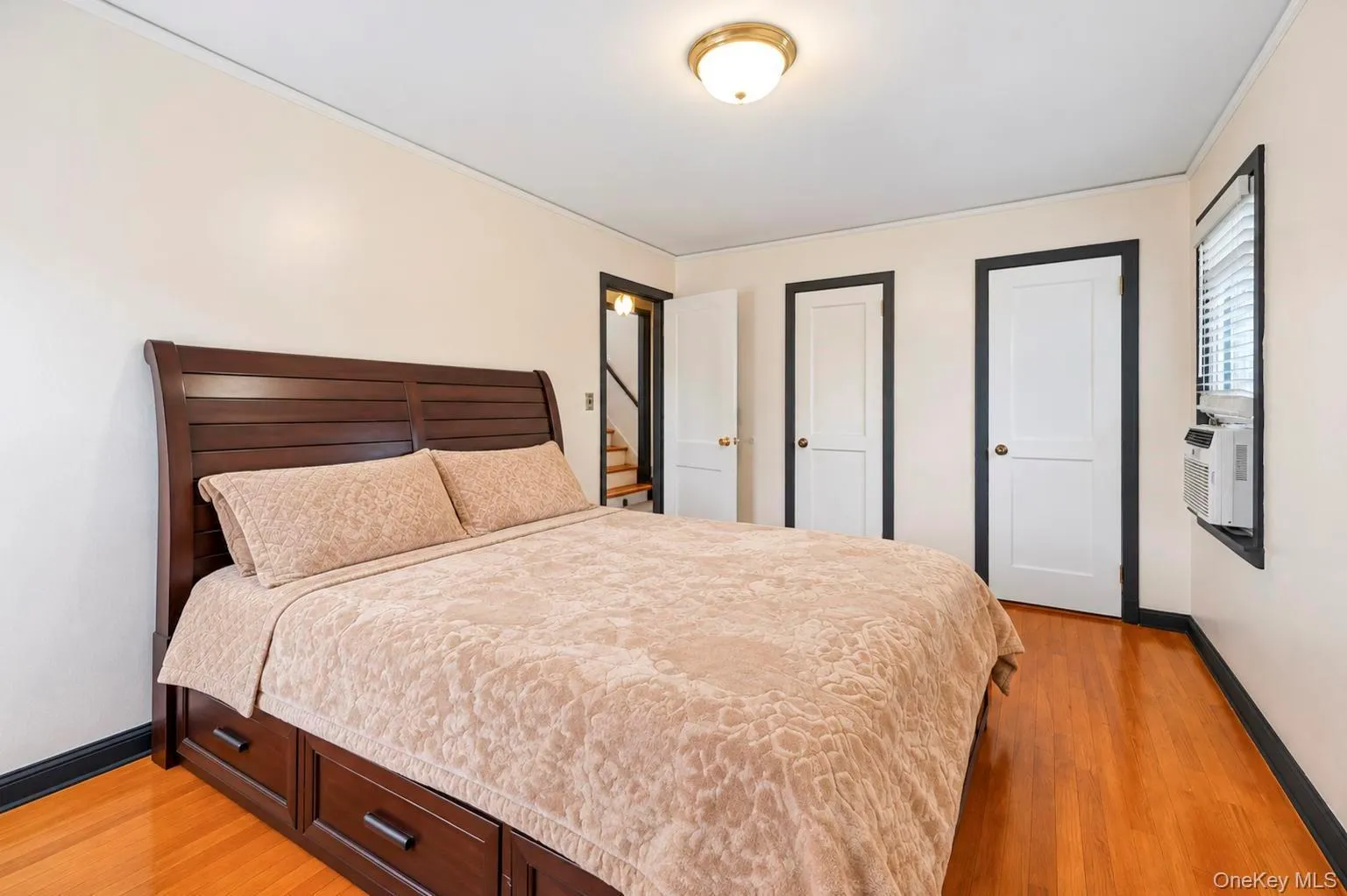 131 5th Street, North Hempstead, NY, 4 Bedrooms Bedrooms, 6 Rooms Rooms,2 BathroomsBathrooms,Residential,For Rent,5th,0,1064319 131 5th Street, North Hempstead, NY, 4 Bedrooms Bedrooms, 6 Rooms Rooms,2 BathroomsBathrooms,Residential,For Rent,5th,0,1064319