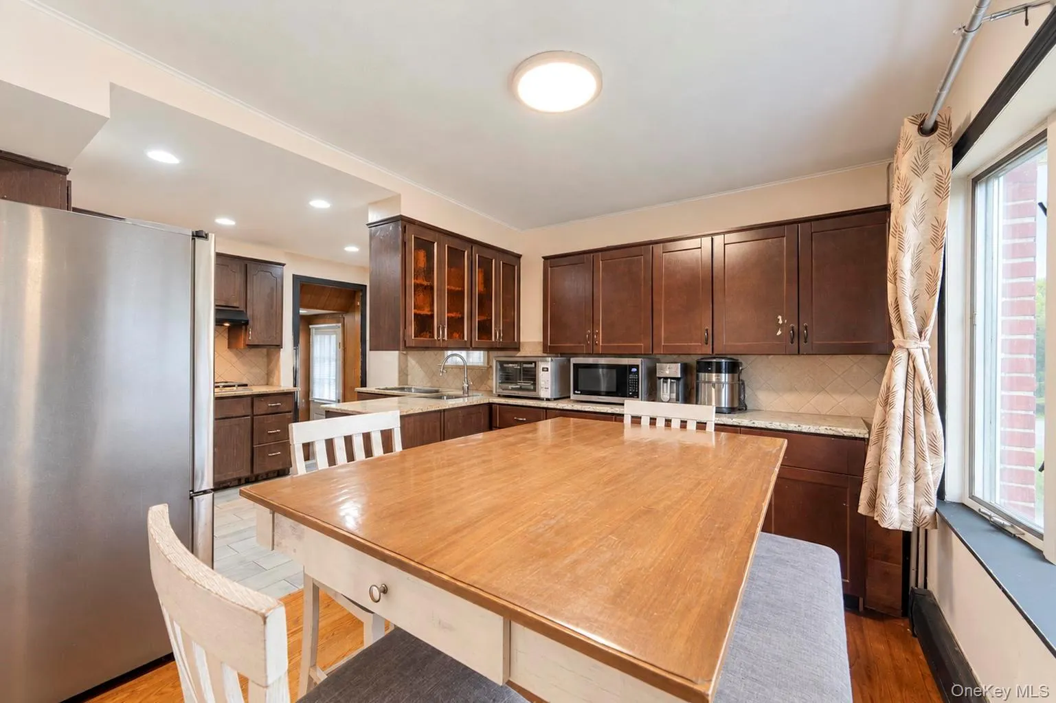 131 5th Street, North Hempstead, NY, 4 Bedrooms Bedrooms, 6 Rooms Rooms,2 BathroomsBathrooms,Residential,For Rent,5th,0,1064319 131 5th Street, North Hempstead, NY, 4 Bedrooms Bedrooms, 6 Rooms Rooms,2 BathroomsBathrooms,Residential,For Rent,5th,0,1064319