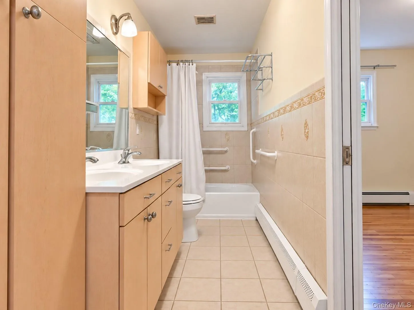 11 Azalea Drive, Oyster Bay, NY, 3 Bedrooms Bedrooms, 7 Rooms Rooms,2 BathroomsBathrooms,Residential Lease,For Rent,Azalea,0,1064320 11 Azalea Drive, Oyster Bay, NY, 3 Bedrooms Bedrooms, 7 Rooms Rooms,2 BathroomsBathrooms,Residential Lease,For Rent,Azalea,0,1064320