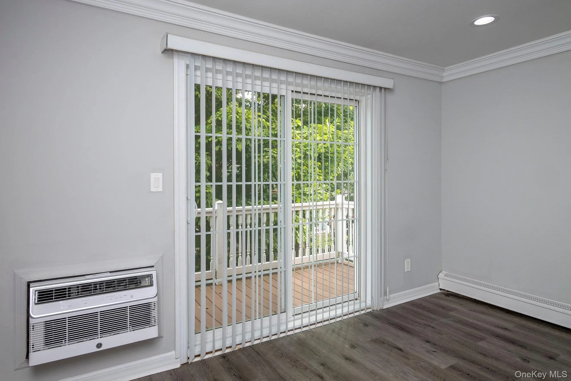 50 Chelsea Drive, Islip, NY, 1 Bedroom Bedrooms, 4 Rooms Rooms,1 BathroomBathrooms,Residential Lease,For Rent,Chelsea,0,1064328 50 Chelsea Drive, Islip, NY, 1 Bedroom Bedrooms, 4 Rooms Rooms,1 BathroomBathrooms,Residential Lease,For Rent,Chelsea,0,1064328