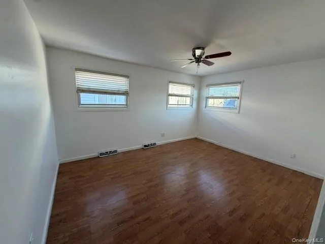 3084 Harding Avenue, New York, NY , With , 3 Bedroom , and , 5 Room , 1 Bathroom , For , Residential Lease , For Rent , 1064331 , MLSID,1064331 3084 Harding Avenue, New York, NY , With , 3 Bedroom , and , 5 Room , 1 Bathroom , For , Residential Lease , For Rent , 1064331 , MLSID,1064331