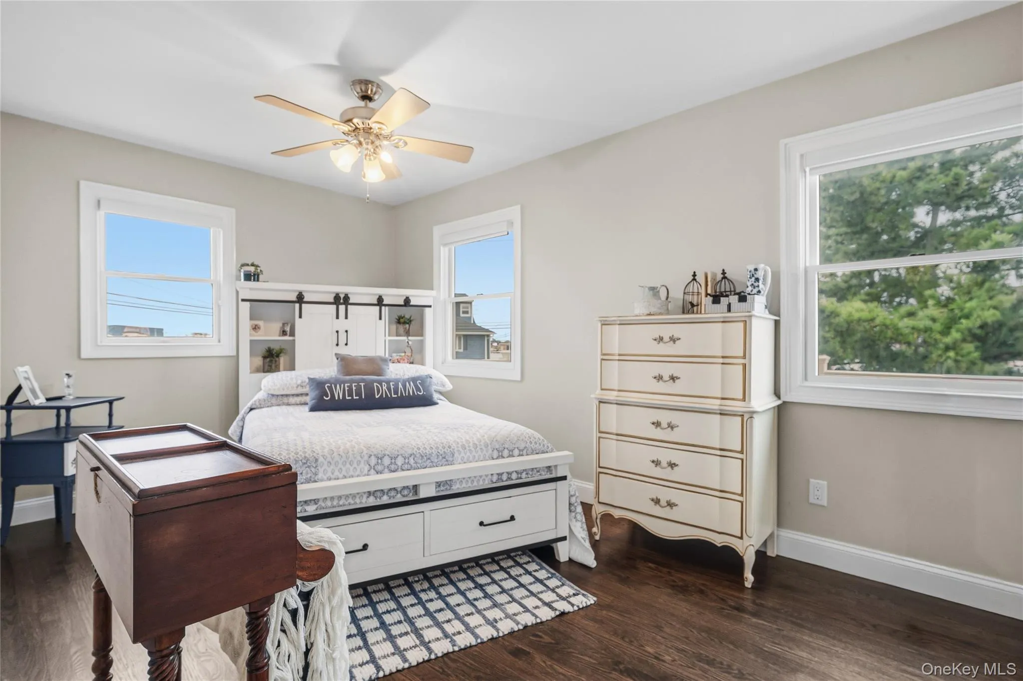 Bedroom Bedroom