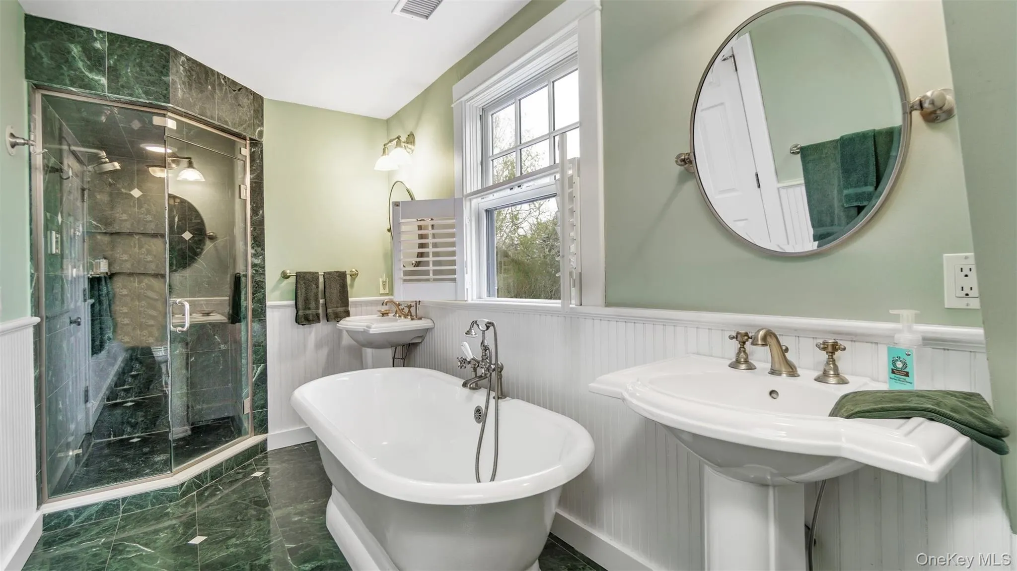 12 Quantuck Lane, Southampton, NY, 5 Bedrooms Bedrooms, 10 Rooms Rooms,4 BathroomsBathrooms,Residential Lease,For Rent,Quantuck Lane,0,1064338 12 Quantuck Lane, Southampton, NY, 5 Bedrooms Bedrooms, 10 Rooms Rooms,4 BathroomsBathrooms,Residential Lease,For Rent,Quantuck Lane,0,1064338