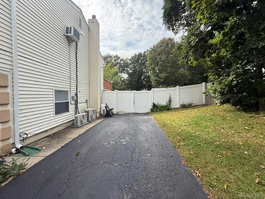 66 Port Avenue, Islip, NY , With , 3 Bedroom , and , 3 Room , 1 Bathroom , For , Residential Lease , For Rent , 1064351 , MLSID,1064351 66 Port Avenue, Islip, NY , With , 3 Bedroom , and , 3 Room , 1 Bathroom , For , Residential Lease , For Rent , 1064351 , MLSID,1064351
