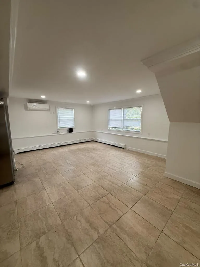 66 Port Avenue, Islip, NY , With , 3 Bedroom , and , 3 Room , 1 Bathroom , For , Residential Lease , For Rent , 1064351 , MLSID,1064351 66 Port Avenue, Islip, NY , With , 3 Bedroom , and , 3 Room , 1 Bathroom , For , Residential Lease , For Rent , 1064351 , MLSID,1064351