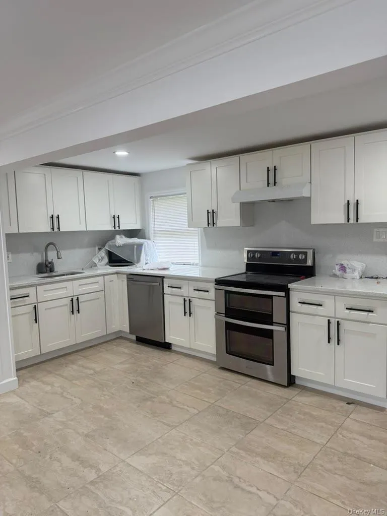 66 Port Avenue, Islip, NY , With , 3 Bedroom , and , 3 Room , 1 Bathroom , For , Residential Lease , For Rent , 1064351 , MLSID,1064351 66 Port Avenue, Islip, NY , With , 3 Bedroom , and , 3 Room , 1 Bathroom , For , Residential Lease , For Rent , 1064351 , MLSID,1064351