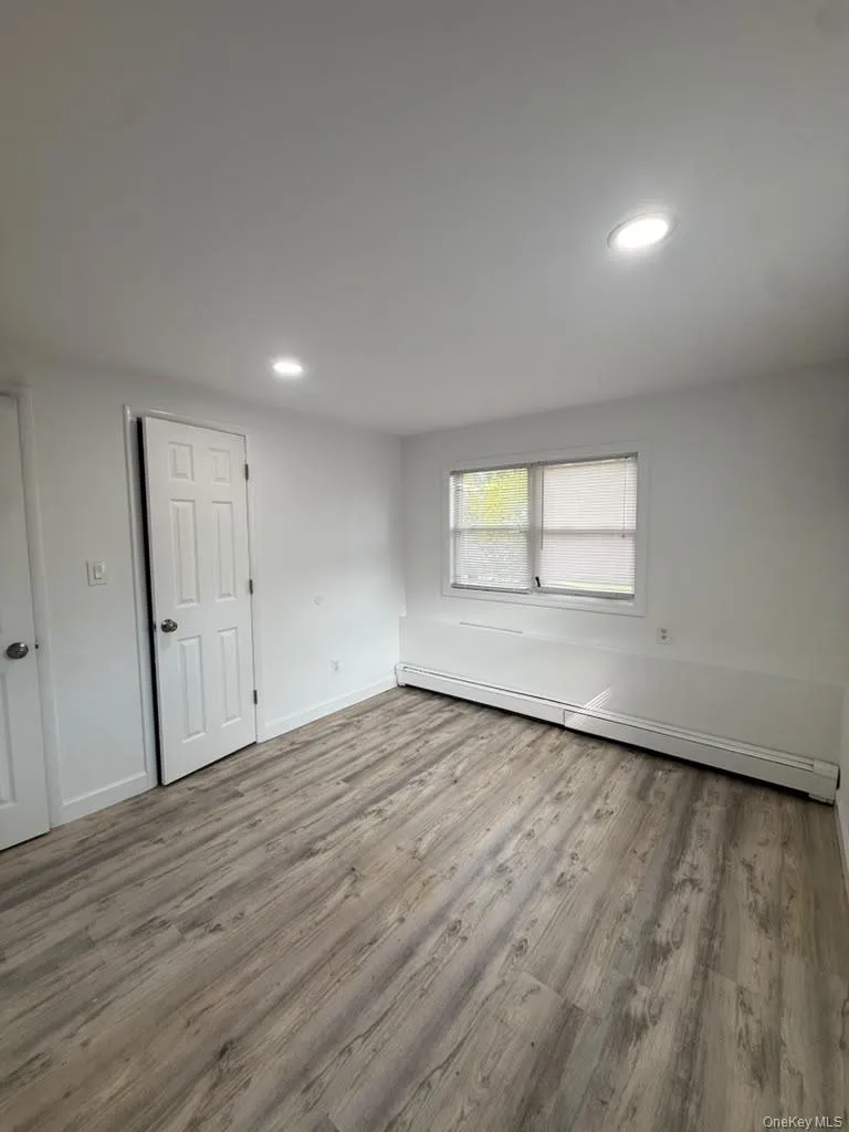 66 Port Avenue, Islip, NY , With , 3 Bedroom , and , 3 Room , 1 Bathroom , For , Residential Lease , For Rent , 1064351 , MLSID,1064351 66 Port Avenue, Islip, NY , With , 3 Bedroom , and , 3 Room , 1 Bathroom , For , Residential Lease , For Rent , 1064351 , MLSID,1064351