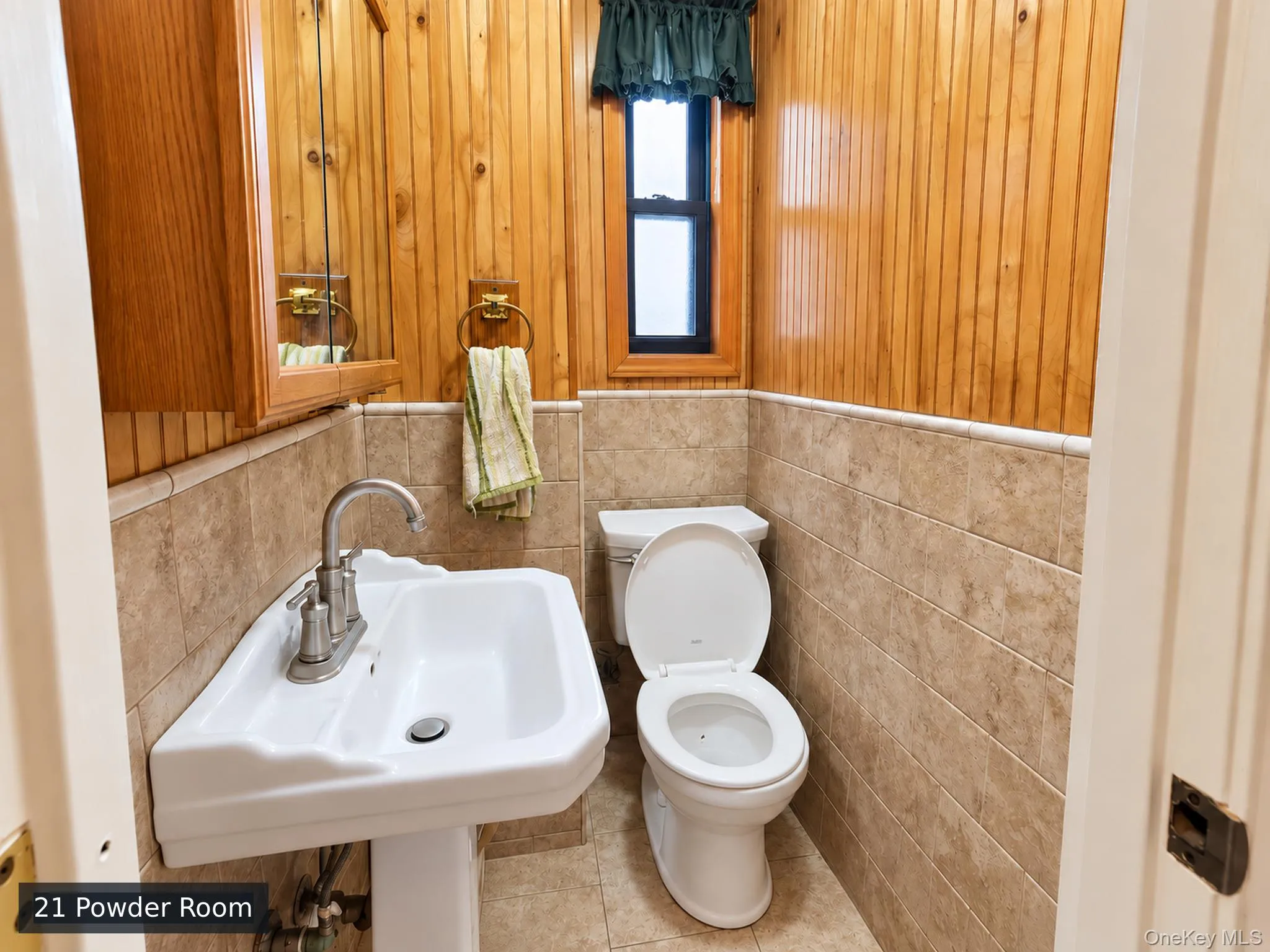 7905 Woodhaven Boulevard, New York, NY, 5 Bedrooms Bedrooms, 7 Rooms Rooms,1 BathroomBathrooms,Residential Lease,For Rent,Woodhaven,0,1064357 7905 Woodhaven Boulevard, New York, NY, 5 Bedrooms Bedrooms, 7 Rooms Rooms,1 BathroomBathrooms,Residential Lease,For Rent,Woodhaven,0,1064357