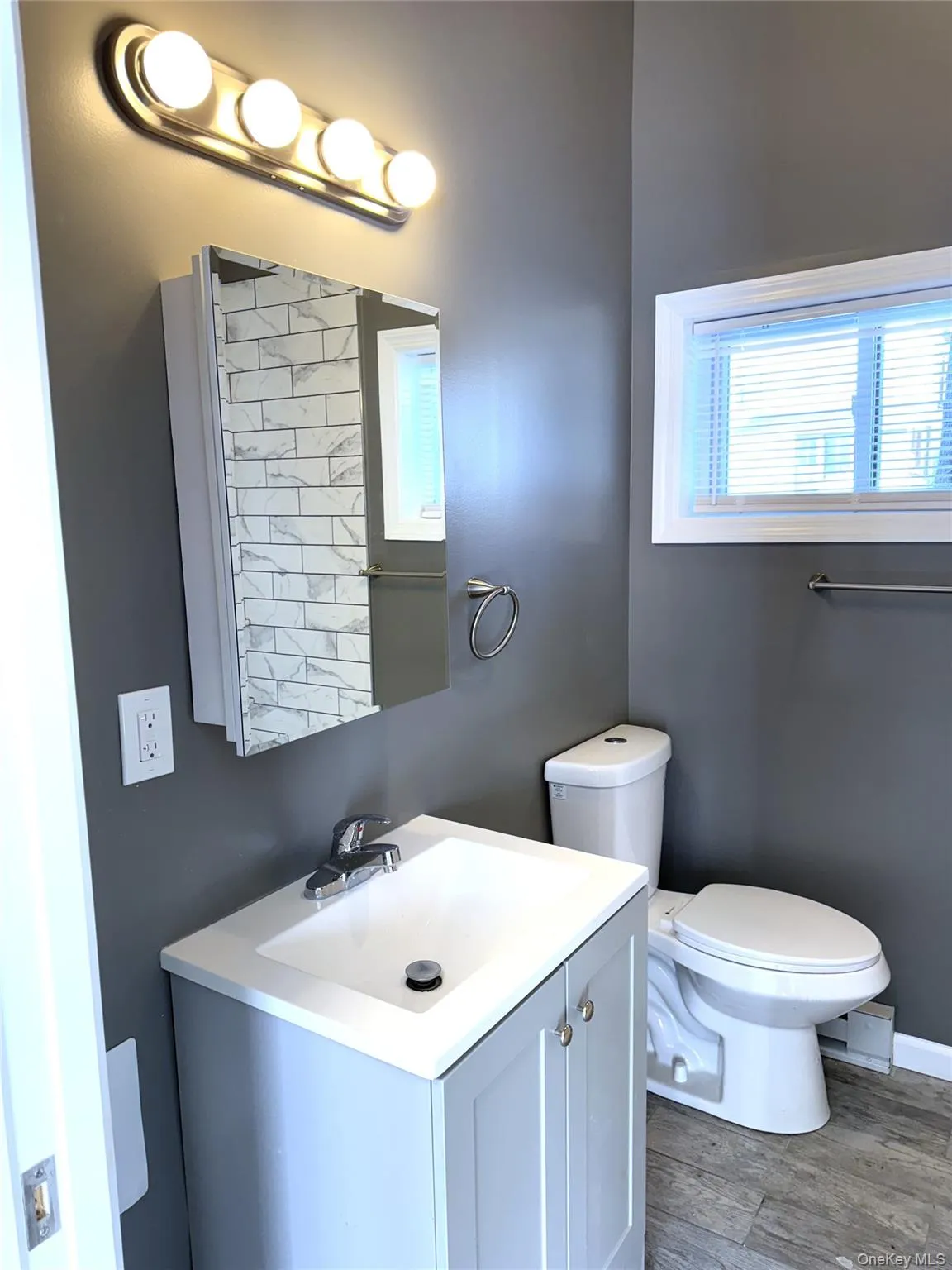 21 Collegeview Avenue, Poughkeepsie (town), NY, 2 Bedrooms Bedrooms, 4 Rooms Rooms,1 BathroomBathrooms,Residential Lease,For Rent,Collegeview,0,1064369 21 Collegeview Avenue, Poughkeepsie (town), NY, 2 Bedrooms Bedrooms, 4 Rooms Rooms,1 BathroomBathrooms,Residential Lease,For Rent,Collegeview,0,1064369