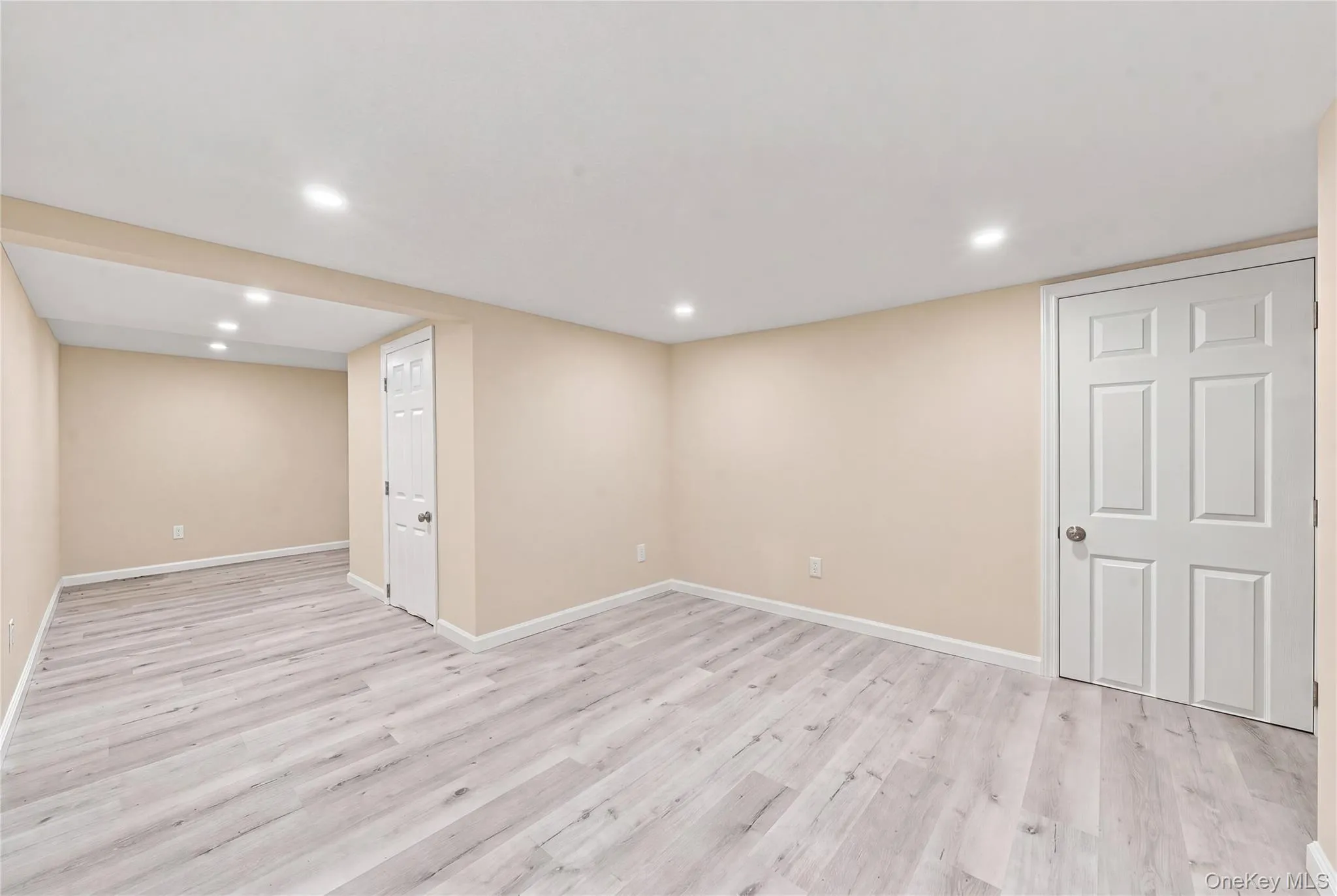 140 Baltimore Avenue, Oyster Bay, NY, 7 Bedrooms Bedrooms, 13 Rooms Rooms,5 BathroomsBathrooms,Residential,For Rent,Baltimore,0,1064374 140 Baltimore Avenue, Oyster Bay, NY, 7 Bedrooms Bedrooms, 13 Rooms Rooms,5 BathroomsBathrooms,Residential,For Rent,Baltimore,0,1064374