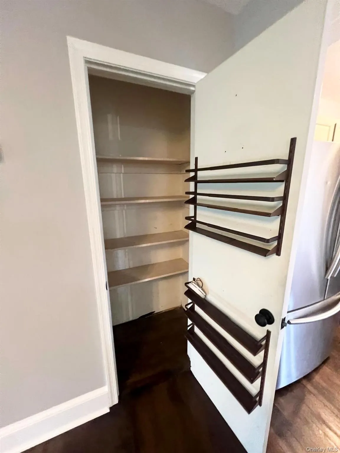 20-22 Broadlawn Drive, Islip, NY , With , 1 Bedroom , and , 4 Room , 1 Bathroom , For , Residential Lease , For Rent , 1064382 , MLSID,1064382 20-22 Broadlawn Drive, Islip, NY , With , 1 Bedroom , and , 4 Room , 1 Bathroom , For , Residential Lease , For Rent , 1064382 , MLSID,1064382
