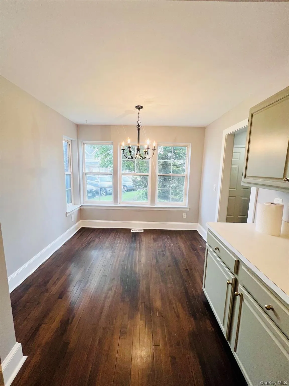 20-22 Broadlawn Drive, Islip, NY , With , 1 Bedroom , and , 4 Room , 1 Bathroom , For , Residential Lease , For Rent , 1064382 , MLSID,1064382 20-22 Broadlawn Drive, Islip, NY , With , 1 Bedroom , and , 4 Room , 1 Bathroom , For , Residential Lease , For Rent , 1064382 , MLSID,1064382