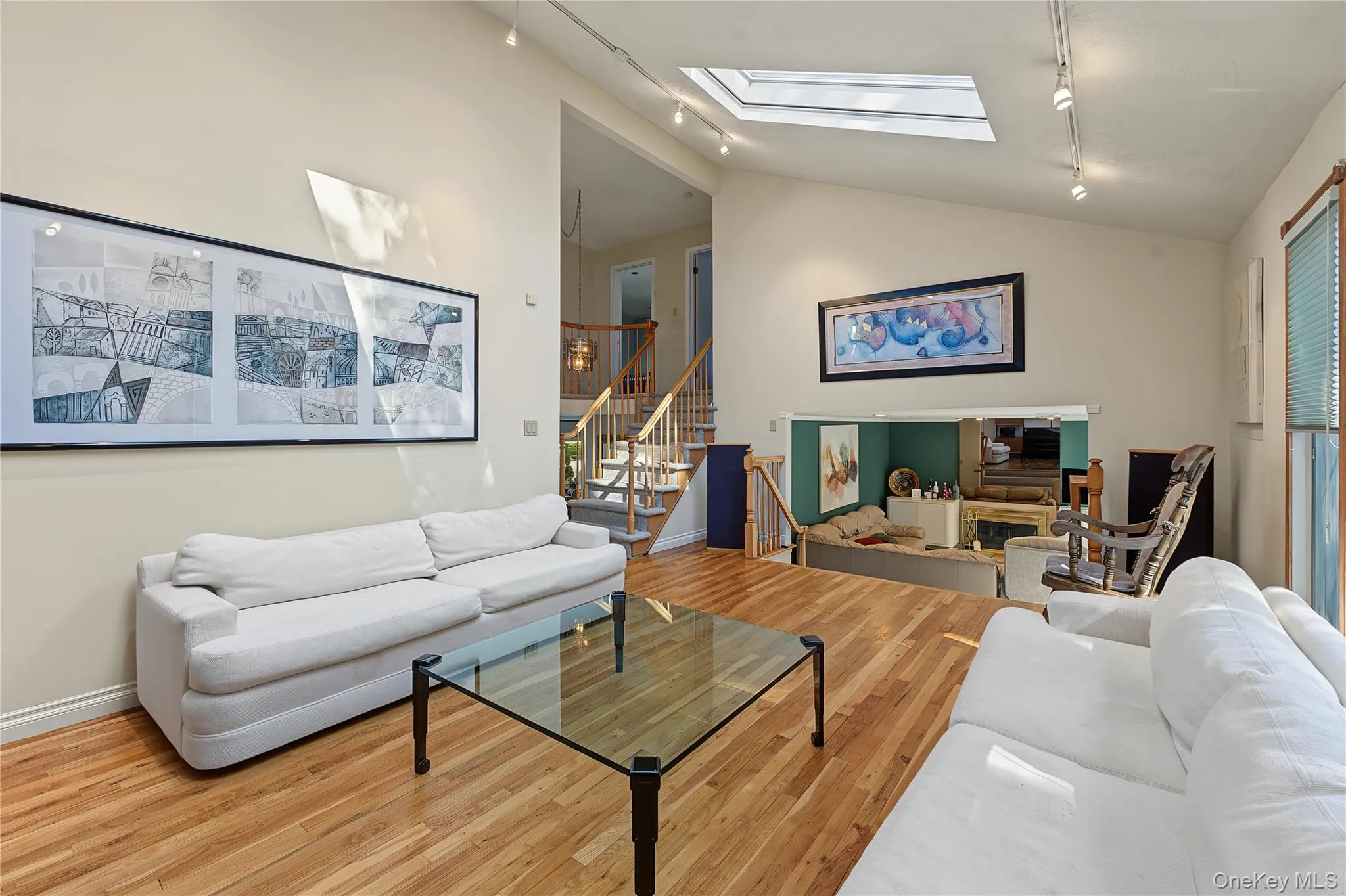28 Chatham Road, Smithtown, NY, 4 Bedrooms Bedrooms, 8 Rooms Rooms,1 BathroomBathrooms,Residential,For Rent,Chatham,0,1064394 28 Chatham Road, Smithtown, NY, 4 Bedrooms Bedrooms, 8 Rooms Rooms,1 BathroomBathrooms,Residential,For Rent,Chatham,0,1064394