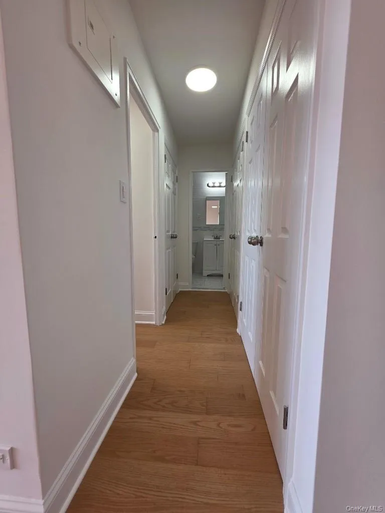 61-20 Grand Central Parkway, New York, NY, 1 Bedroom Bedrooms, 3 Rooms Rooms,1 BathroomBathrooms,Residential,For Rent,Grand Central,0,1064396 61-20 Grand Central Parkway, New York, NY, 1 Bedroom Bedrooms, 3 Rooms Rooms,1 BathroomBathrooms,Residential,For Rent,Grand Central,0,1064396