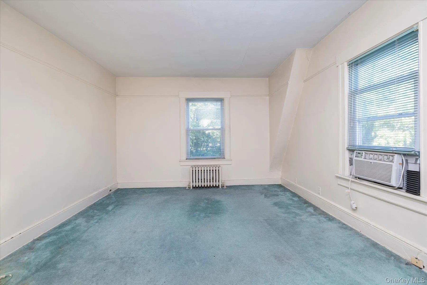 2887 Stevens Street, Hempstead, NY, 4 Bedrooms Bedrooms, 7 Rooms Rooms,2 BathroomsBathrooms,Residential,For Rent,Stevens,0,1064405 2887 Stevens Street, Hempstead, NY, 4 Bedrooms Bedrooms, 7 Rooms Rooms,2 BathroomsBathrooms,Residential,For Rent,Stevens,0,1064405