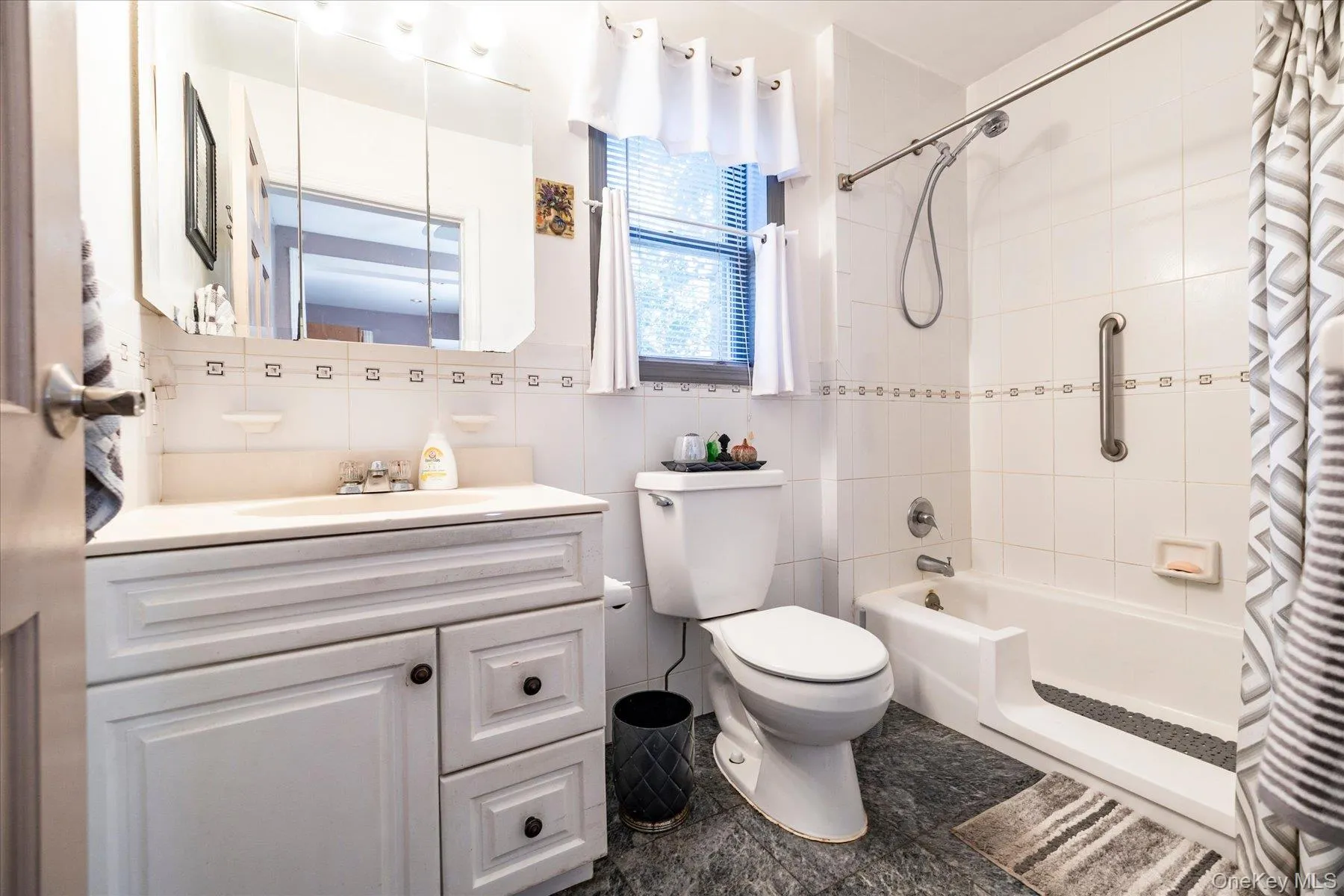 2887 Stevens Street, Hempstead, NY, 4 Bedrooms Bedrooms, 7 Rooms Rooms,2 BathroomsBathrooms,Residential,For Rent,Stevens,0,1064405 2887 Stevens Street, Hempstead, NY, 4 Bedrooms Bedrooms, 7 Rooms Rooms,2 BathroomsBathrooms,Residential,For Rent,Stevens,0,1064405