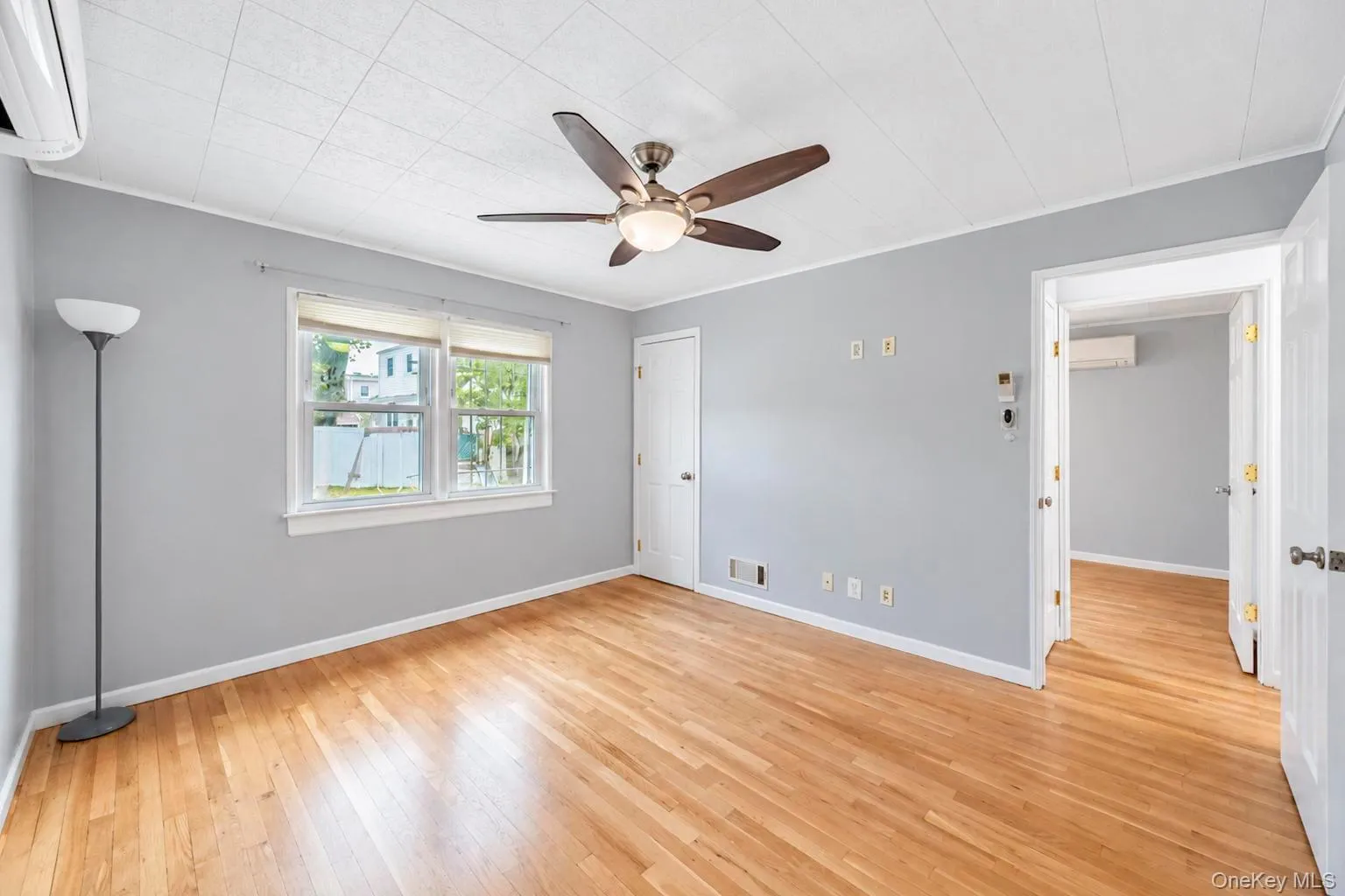 14 Burns Avenue, Oyster Bay, NY, 4 Bedrooms Bedrooms, 6 Rooms Rooms,2 BathroomsBathrooms,Residential,For Rent,Burns,0,1064413 14 Burns Avenue, Oyster Bay, NY, 4 Bedrooms Bedrooms, 6 Rooms Rooms,2 BathroomsBathrooms,Residential,For Rent,Burns,0,1064413