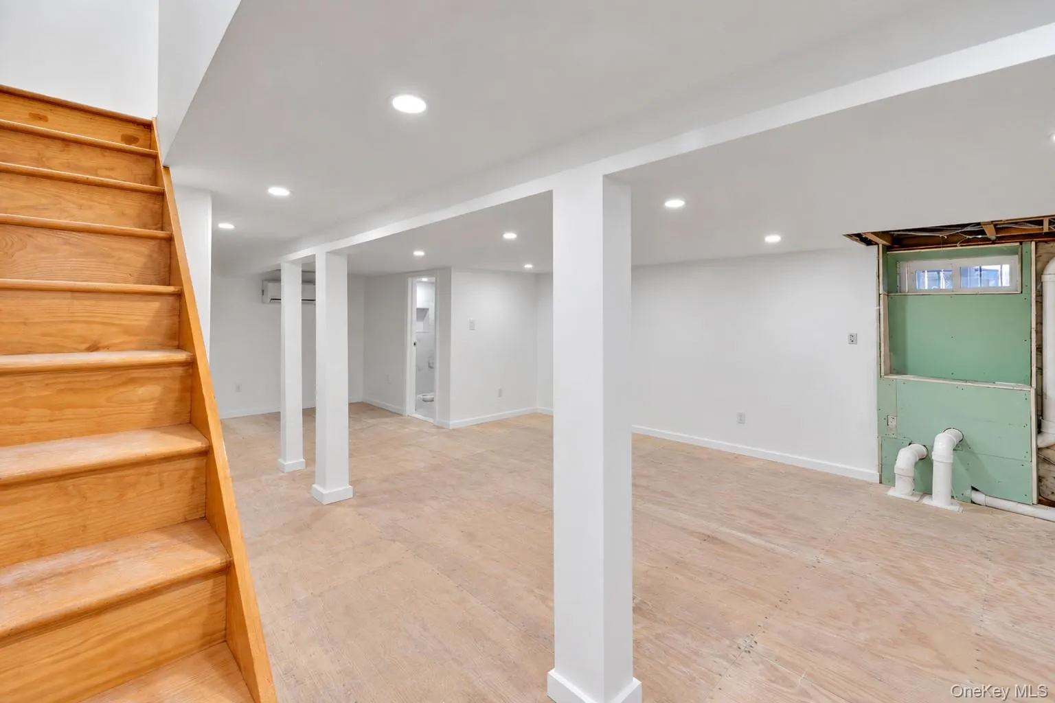 97-31 109th Street, New York, NY, 7 Bedrooms Bedrooms, 11 Rooms Rooms,3 BathroomsBathrooms,Residential,For Rent,109th,0,1064430 97-31 109th Street, New York, NY, 7 Bedrooms Bedrooms, 11 Rooms Rooms,3 BathroomsBathrooms,Residential,For Rent,109th,0,1064430