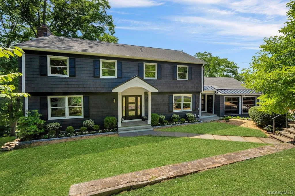 35 Walden Road, Greenburgh, NY, 6 Bedrooms Bedrooms, 12 Rooms Rooms,4 BathroomsBathrooms,Residential Lease,For Rent,Walden,0,1064433 35 Walden Road, Greenburgh, NY, 6 Bedrooms Bedrooms, 12 Rooms Rooms,4 BathroomsBathrooms,Residential Lease,For Rent,Walden,0,1064433