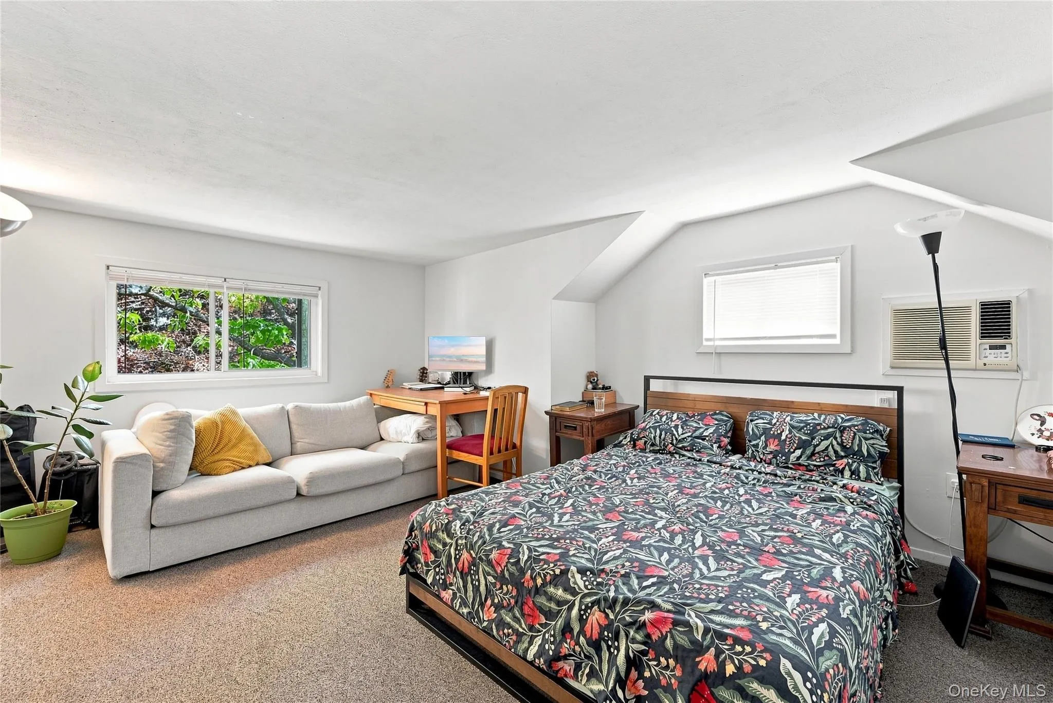 Spacious Bedroom Spacious Bedroom