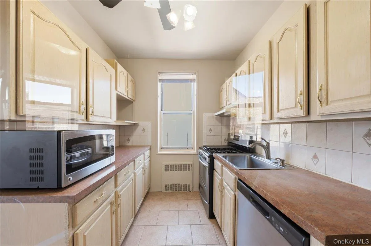 50 kenilworth Place, New York, NY, 2 Bedrooms Bedrooms, 5 Rooms Rooms,1 BathroomBathrooms,Residential,For Rent,kenilworth,0,1064450 50 kenilworth Place, New York, NY, 2 Bedrooms Bedrooms, 5 Rooms Rooms,1 BathroomBathrooms,Residential,For Rent,kenilworth,0,1064450