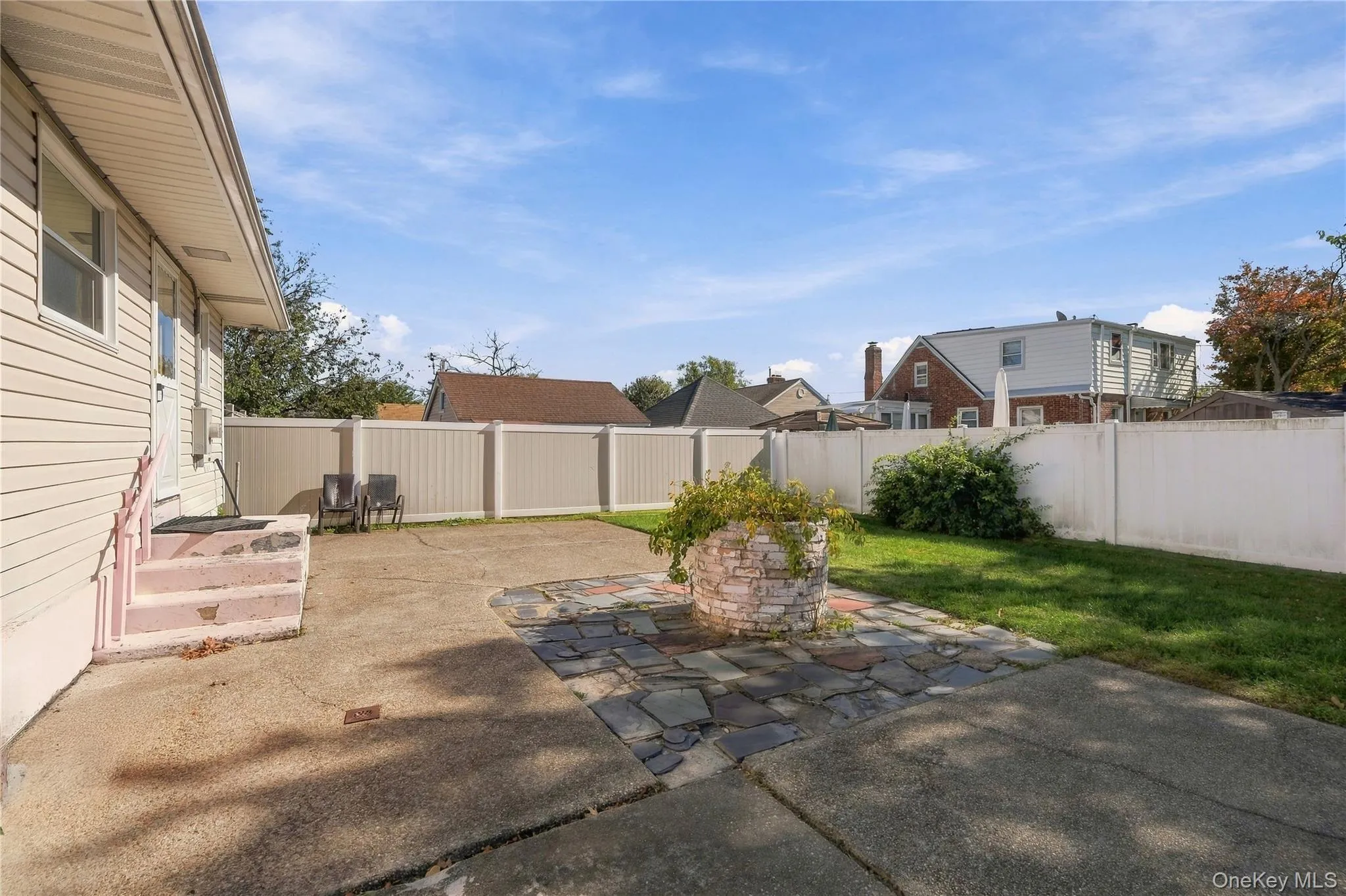 231 Clearwater Road, Babylon, NY, 2 Bedrooms Bedrooms, 4 Rooms Rooms,1 BathroomBathrooms,Residential,For Rent,Clearwater,0,1064457 231 Clearwater Road, Babylon, NY, 2 Bedrooms Bedrooms, 4 Rooms Rooms,1 BathroomBathrooms,Residential,For Rent,Clearwater,0,1064457