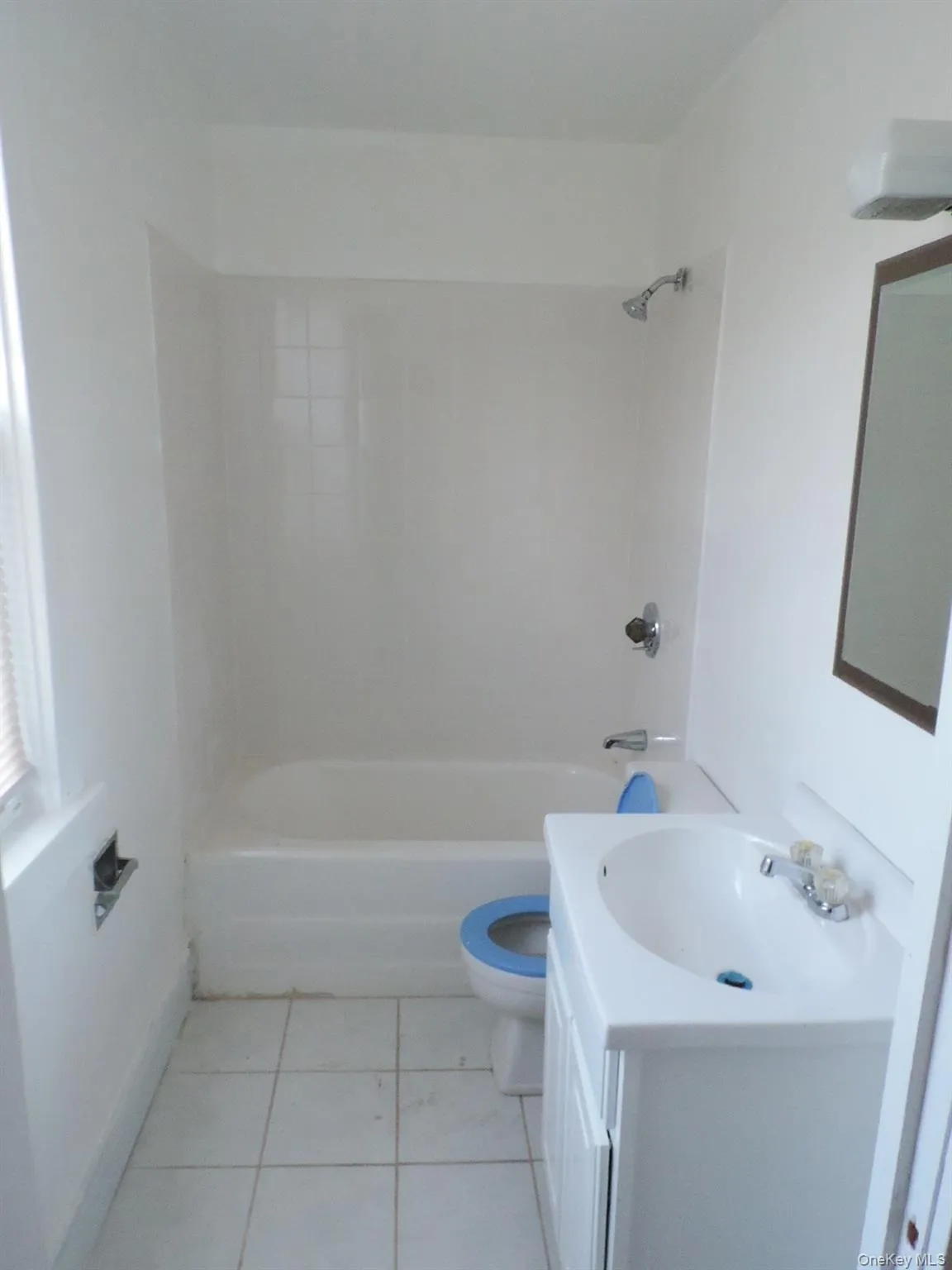 141 CLINTON Avenue, New Rochelle, NY, 4 Bedrooms Bedrooms, 11 Rooms Rooms,2 BathroomsBathrooms,Residential Lease,For Rent,CLINTON,0,1064481 141 CLINTON Avenue, New Rochelle, NY, 4 Bedrooms Bedrooms, 11 Rooms Rooms,2 BathroomsBathrooms,Residential Lease,For Rent,CLINTON,0,1064481