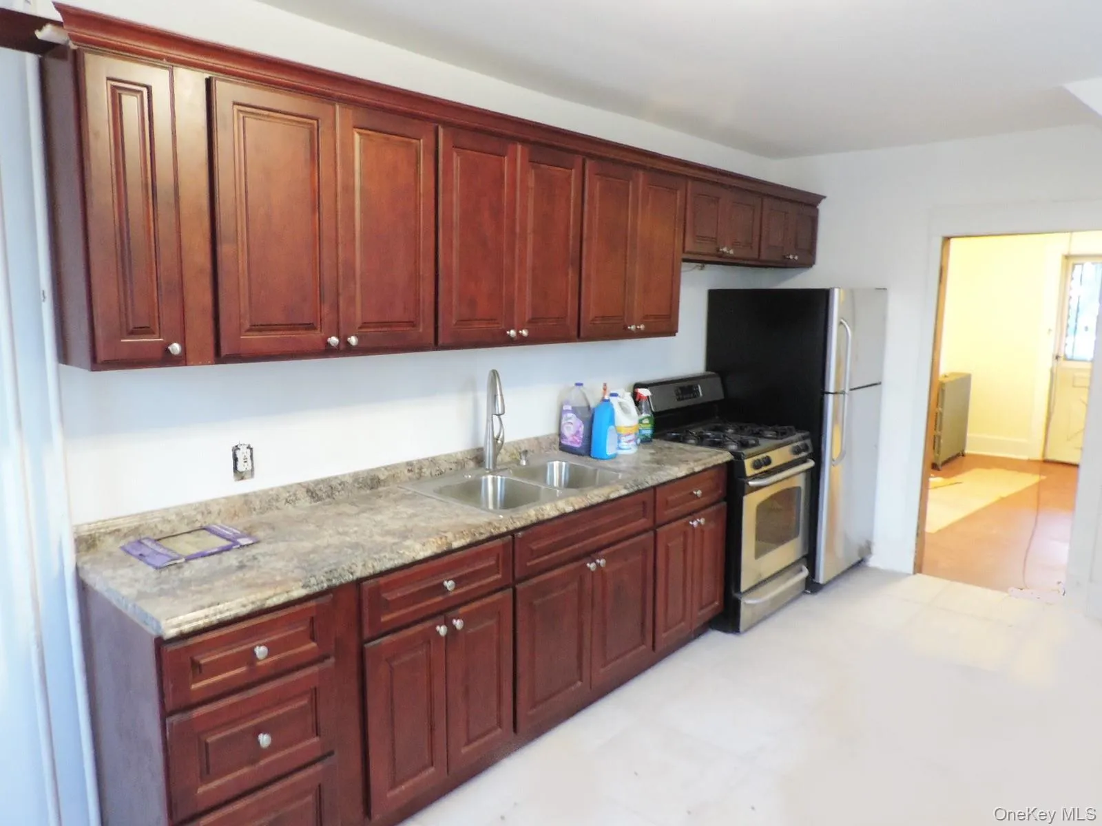 141 CLINTON Avenue, New Rochelle, NY, 4 Bedrooms Bedrooms, 11 Rooms Rooms,2 BathroomsBathrooms,Residential Lease,For Rent,CLINTON,0,1064481 141 CLINTON Avenue, New Rochelle, NY, 4 Bedrooms Bedrooms, 11 Rooms Rooms,2 BathroomsBathrooms,Residential Lease,For Rent,CLINTON,0,1064481