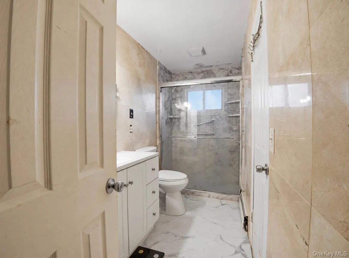 20 Tyler Place, Greenburgh, NY, 5 Bedrooms Bedrooms, 8 Rooms Rooms,2 BathroomsBathrooms,Residential,For Rent,Tyler,0,1064502 20 Tyler Place, Greenburgh, NY, 5 Bedrooms Bedrooms, 8 Rooms Rooms,2 BathroomsBathrooms,Residential,For Rent,Tyler,0,1064502