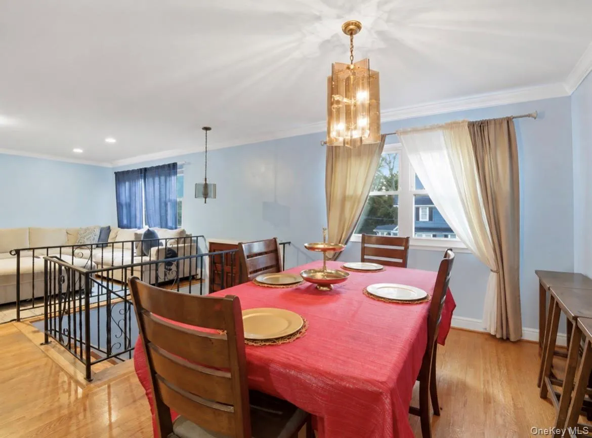 20 Tyler Place, Greenburgh, NY, 5 Bedrooms Bedrooms, 8 Rooms Rooms,2 BathroomsBathrooms,Residential,For Rent,Tyler,0,1064502 20 Tyler Place, Greenburgh, NY, 5 Bedrooms Bedrooms, 8 Rooms Rooms,2 BathroomsBathrooms,Residential,For Rent,Tyler,0,1064502