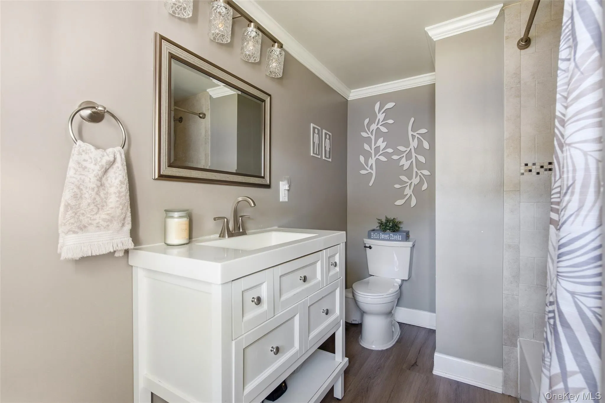 12 17th Avenue, Islip, NY, 4 Bedrooms Bedrooms, 8 Rooms Rooms,2 BathroomsBathrooms,Residential,For Rent,17th,0,1064509 12 17th Avenue, Islip, NY, 4 Bedrooms Bedrooms, 8 Rooms Rooms,2 BathroomsBathrooms,Residential,For Rent,17th,0,1064509