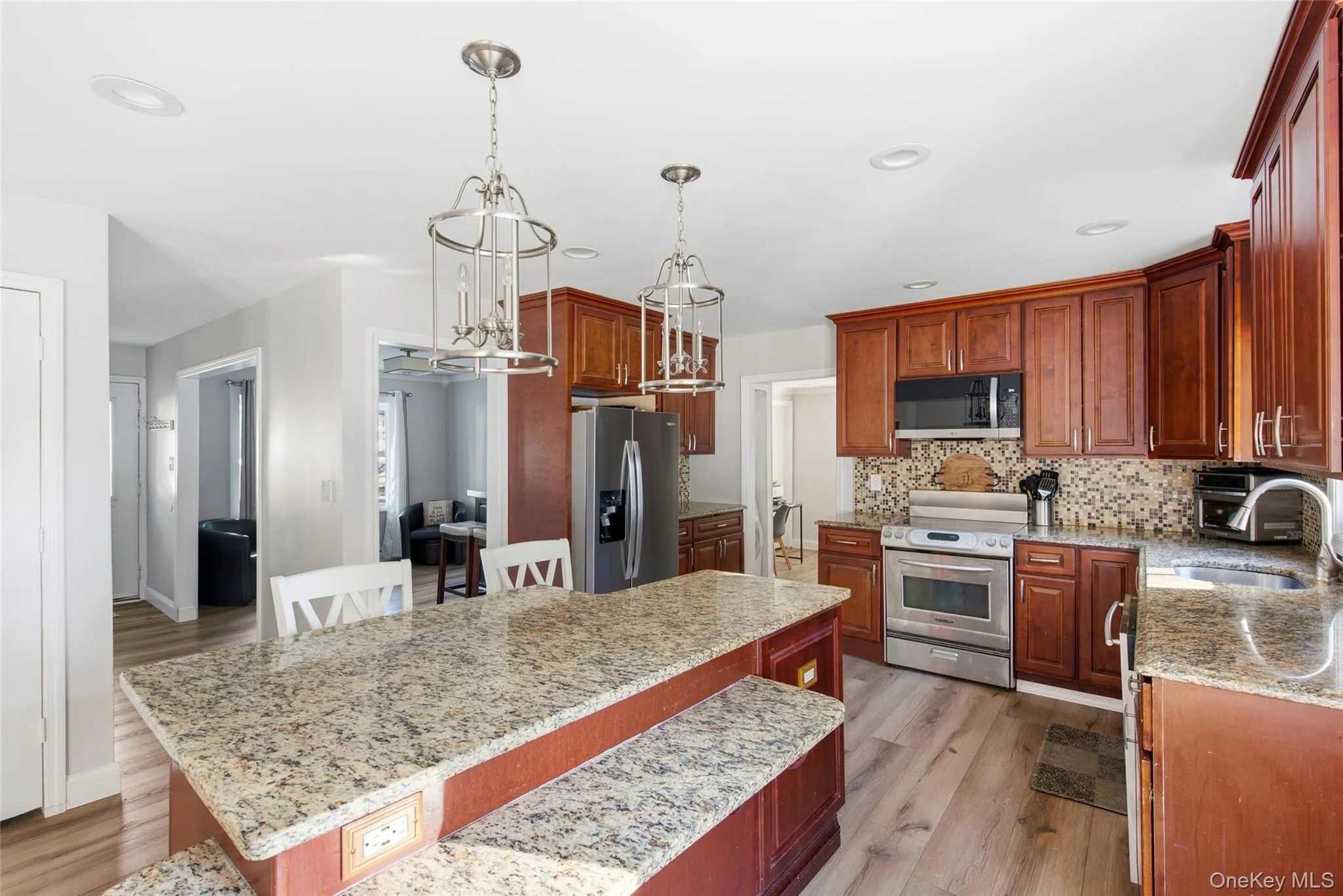 12 17th Avenue, Islip, NY, 4 Bedrooms Bedrooms, 8 Rooms Rooms,2 BathroomsBathrooms,Residential,For Rent,17th,0,1064509 12 17th Avenue, Islip, NY, 4 Bedrooms Bedrooms, 8 Rooms Rooms,2 BathroomsBathrooms,Residential,For Rent,17th,0,1064509