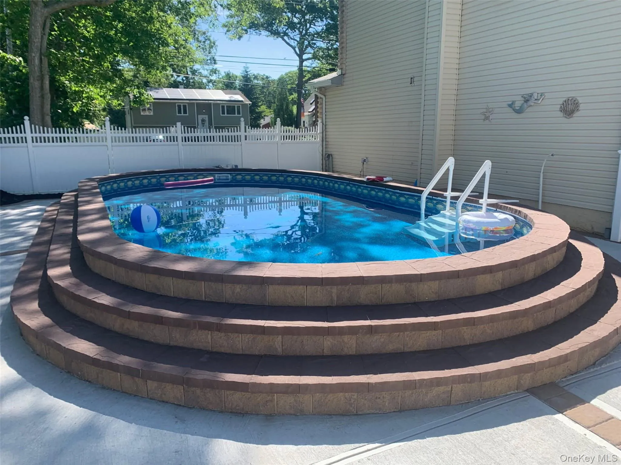 12 17th Avenue, Islip, NY, 4 Bedrooms Bedrooms, 8 Rooms Rooms,2 BathroomsBathrooms,Residential,For Rent,17th,0,1064509 12 17th Avenue, Islip, NY, 4 Bedrooms Bedrooms, 8 Rooms Rooms,2 BathroomsBathrooms,Residential,For Rent,17th,0,1064509