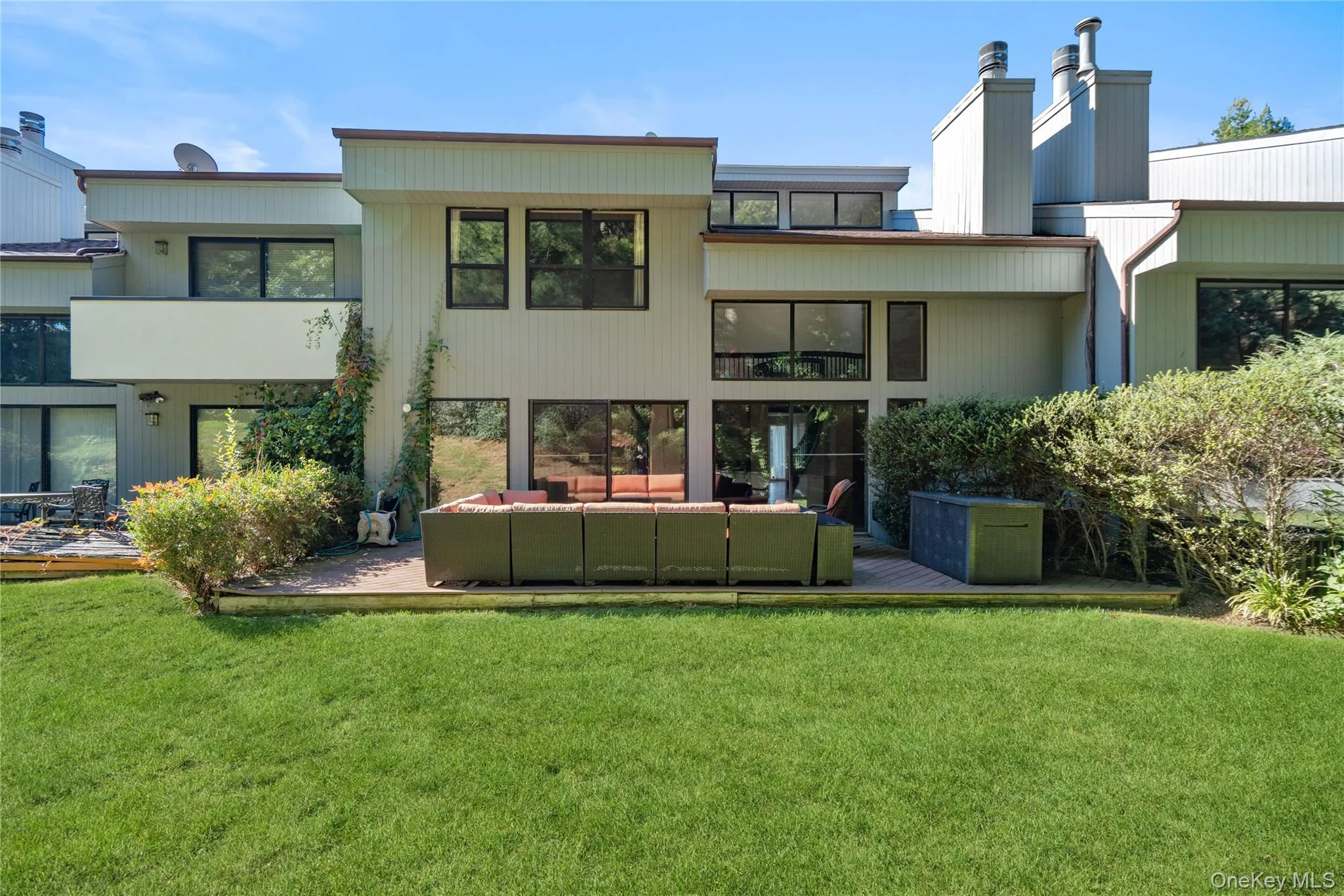 72 Eagle Chase, Oyster Bay, NY, 4 Bedrooms Bedrooms, 9 Rooms Rooms,4 BathroomsBathrooms,Residential,For Rent,Eagle Chase,0,1064515 72 Eagle Chase, Oyster Bay, NY, 4 Bedrooms Bedrooms, 9 Rooms Rooms,4 BathroomsBathrooms,Residential,For Rent,Eagle Chase,0,1064515