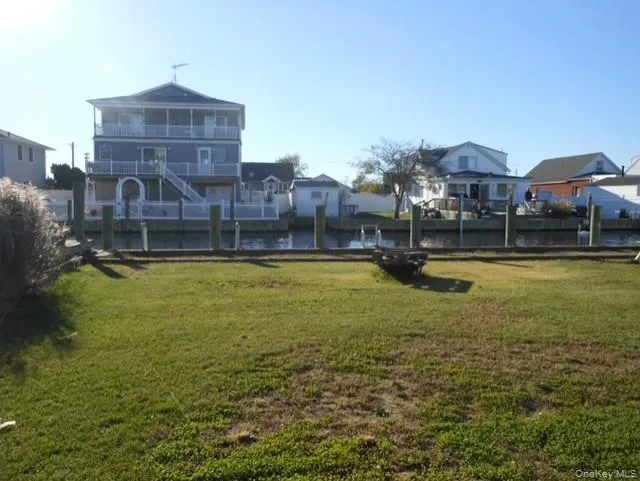 390 East Drive, Babylon, NY, 1 Bedroom Bedrooms, 3 Rooms Rooms,1 BathroomBathrooms,Residential Lease,For Rent,East,0,1064526 390 East Drive, Babylon, NY, 1 Bedroom Bedrooms, 3 Rooms Rooms,1 BathroomBathrooms,Residential Lease,For Rent,East,0,1064526