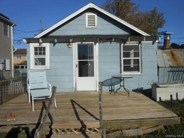 390 East Drive, Babylon, NY, 1 Bedroom Bedrooms, 3 Rooms Rooms,1 BathroomBathrooms,Residential Lease,For Rent,East,0,1064526 390 East Drive, Babylon, NY, 1 Bedroom Bedrooms, 3 Rooms Rooms,1 BathroomBathrooms,Residential Lease,For Rent,East,0,1064526