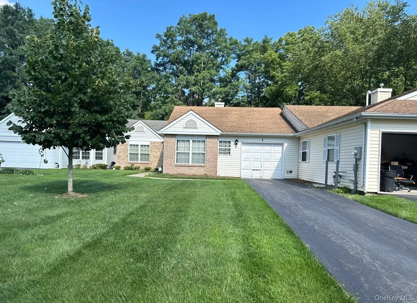 6 Chipmunk Trail, Brookhaven, NY, 2 Bedrooms Bedrooms, 5 Rooms Rooms,2 BathroomsBathrooms,Residential,For Rent,Chipmunk,0,1064532 6 Chipmunk Trail, Brookhaven, NY, 2 Bedrooms Bedrooms, 5 Rooms Rooms,2 BathroomsBathrooms,Residential,For Rent,Chipmunk,0,1064532