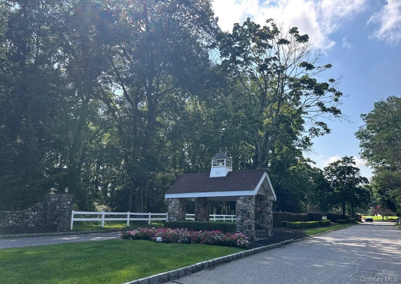 6 Chipmunk Trail, Brookhaven, NY, 2 Bedrooms Bedrooms, 5 Rooms Rooms,2 BathroomsBathrooms,Residential,For Rent,Chipmunk,0,1064532 6 Chipmunk Trail, Brookhaven, NY, 2 Bedrooms Bedrooms, 5 Rooms Rooms,2 BathroomsBathrooms,Residential,For Rent,Chipmunk,0,1064532
