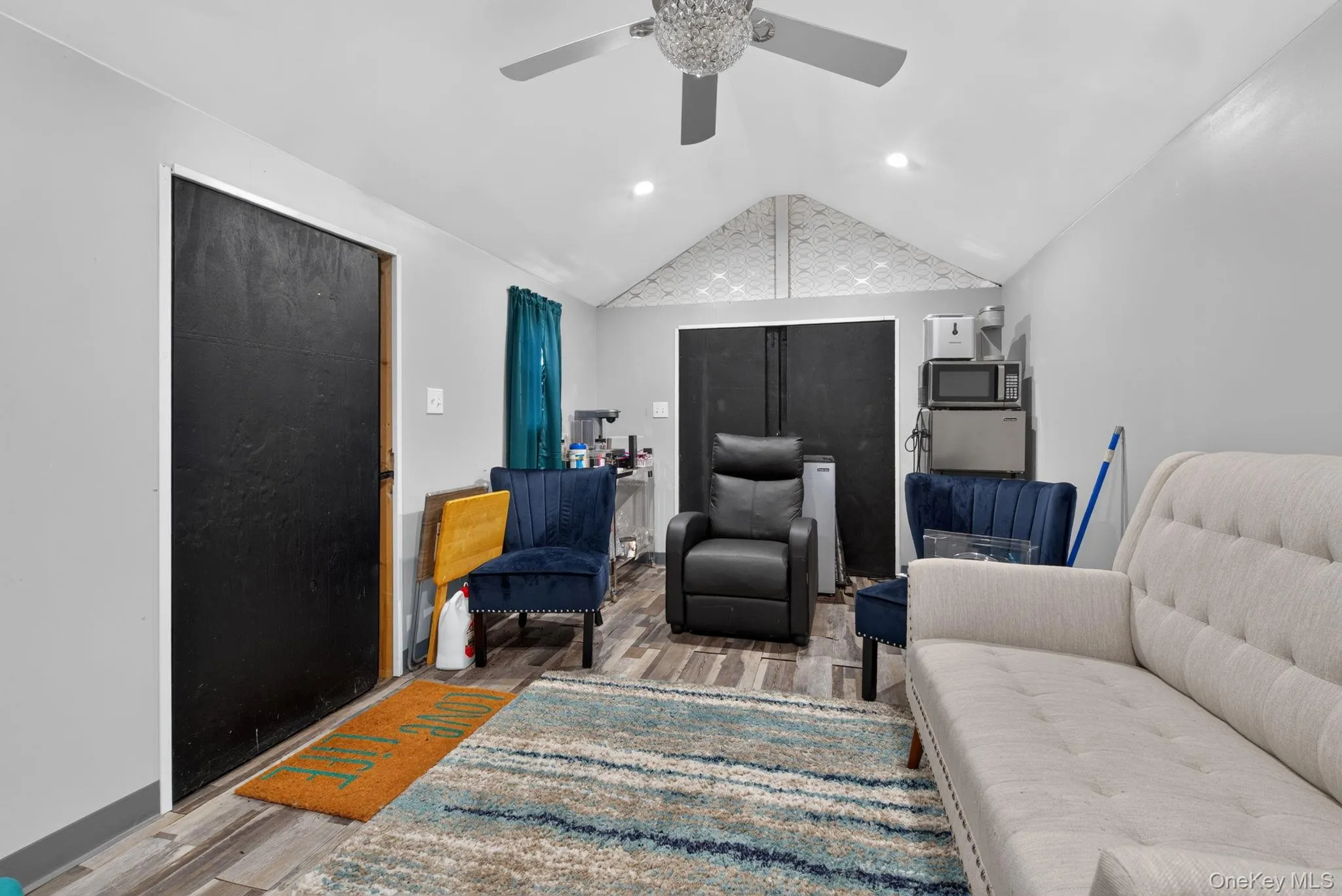 514 upper Avenue, Newburgh (town), NY, 3 Bedrooms Bedrooms, 6 Rooms Rooms,1 BathroomBathrooms,Residential,For Rent,upper,0,1064533 514 upper Avenue, Newburgh (town), NY, 3 Bedrooms Bedrooms, 6 Rooms Rooms,1 BathroomBathrooms,Residential,For Rent,upper,0,1064533