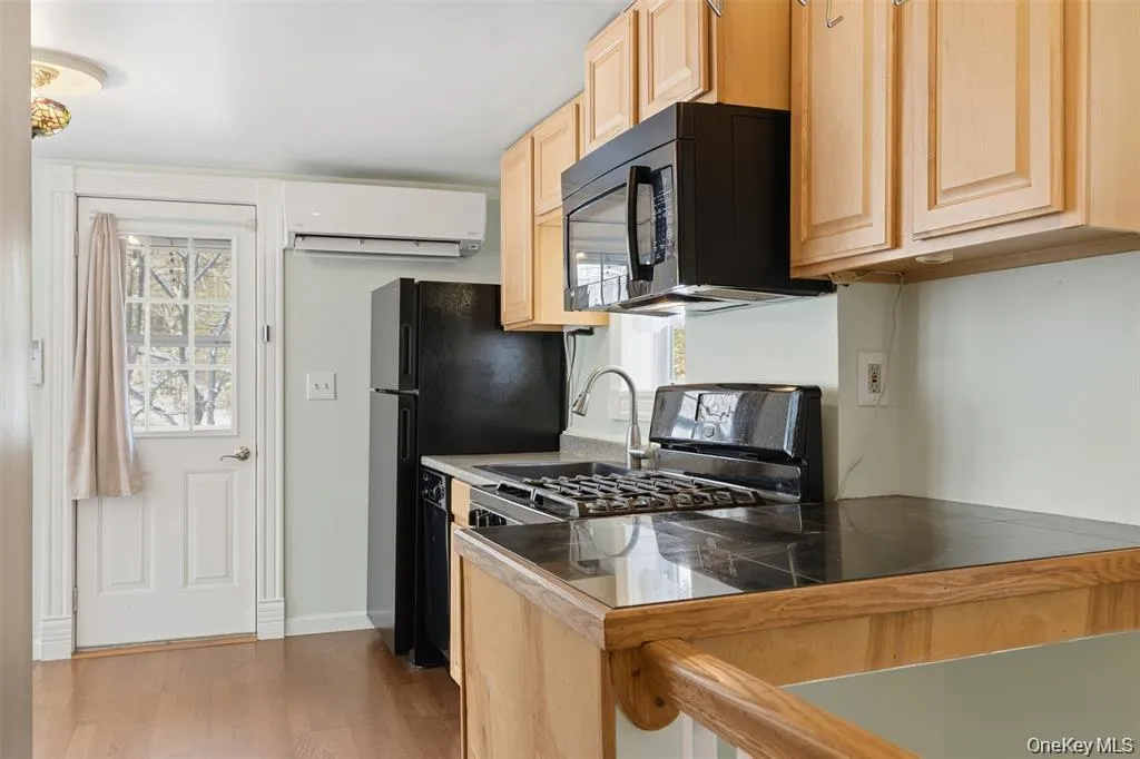 265 Oakland Valley Road, Deerpark, NY, 2 Bedrooms Bedrooms, 5 Rooms Rooms,1 BathroomBathrooms,Residential Lease,For Rent,Oakland Valley,0,1064542 265 Oakland Valley Road, Deerpark, NY, 2 Bedrooms Bedrooms, 5 Rooms Rooms,1 BathroomBathrooms,Residential Lease,For Rent,Oakland Valley,0,1064542
