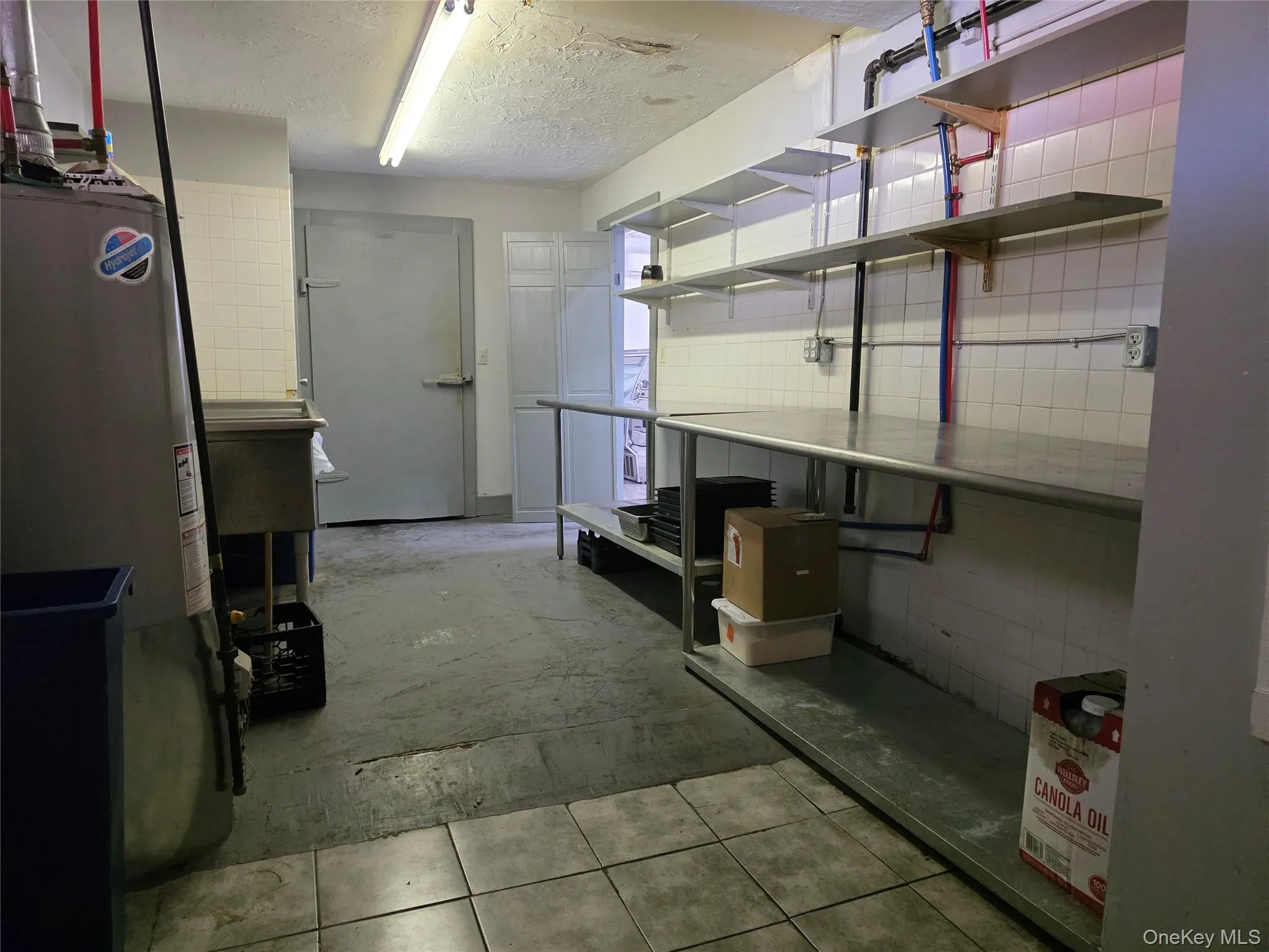 Back room for prep and storage. Back room for prep and storage.