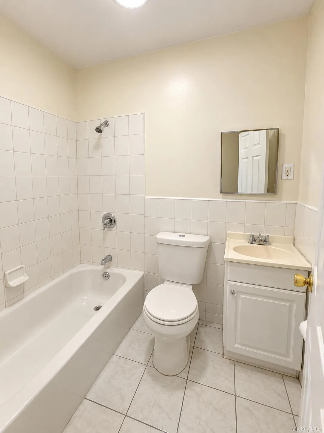 707 Crescent Street, New York, NY, 3 Bedrooms Bedrooms, 4 Rooms Rooms,2 BathroomsBathrooms,Residential Lease,For Rent,Crescent,0,1064575 707 Crescent Street, New York, NY, 3 Bedrooms Bedrooms, 4 Rooms Rooms,2 BathroomsBathrooms,Residential Lease,For Rent,Crescent,0,1064575