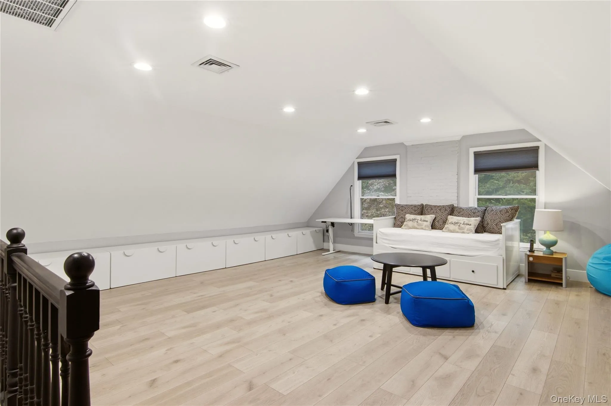 209 Old Town Road, Brookhaven, NY, 4 Bedrooms Bedrooms, 9 Rooms Rooms,3 BathroomsBathrooms,Residential,For Rent,Old Town,0,1064577 209 Old Town Road, Brookhaven, NY, 4 Bedrooms Bedrooms, 9 Rooms Rooms,3 BathroomsBathrooms,Residential,For Rent,Old Town,0,1064577