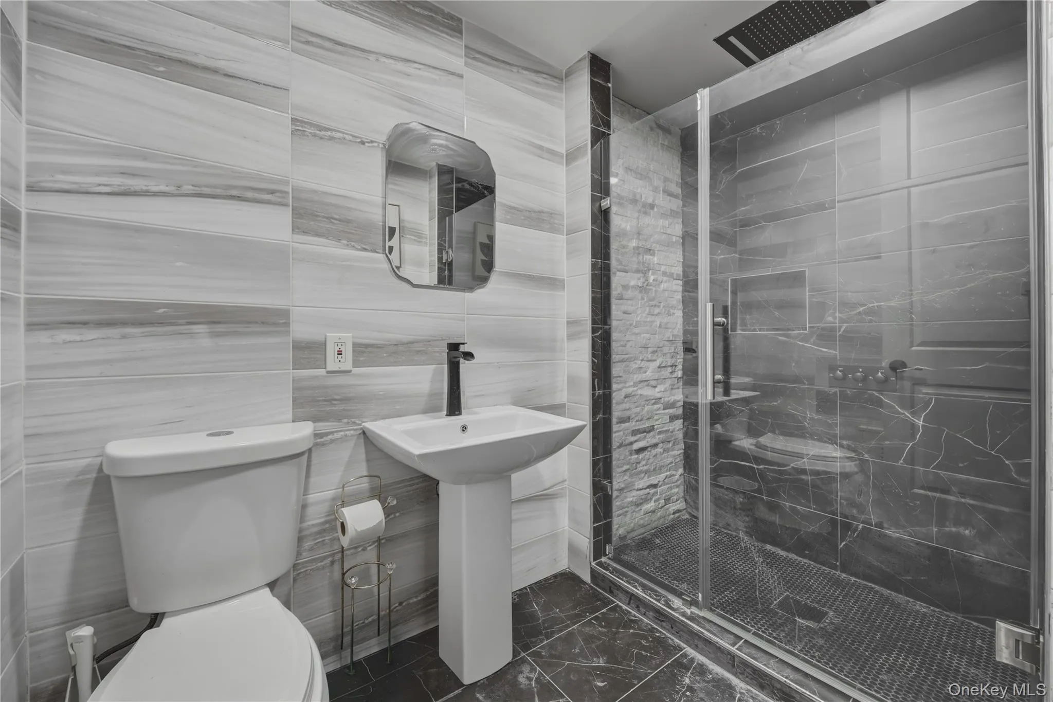 240 10th Avenue, Mount Vernon, NY, 4 Bedrooms Bedrooms, 15 Rooms Rooms,3 BathroomsBathrooms,Residential,For Rent,10th,0,1064590 240 10th Avenue, Mount Vernon, NY, 4 Bedrooms Bedrooms, 15 Rooms Rooms,3 BathroomsBathrooms,Residential,For Rent,10th,0,1064590