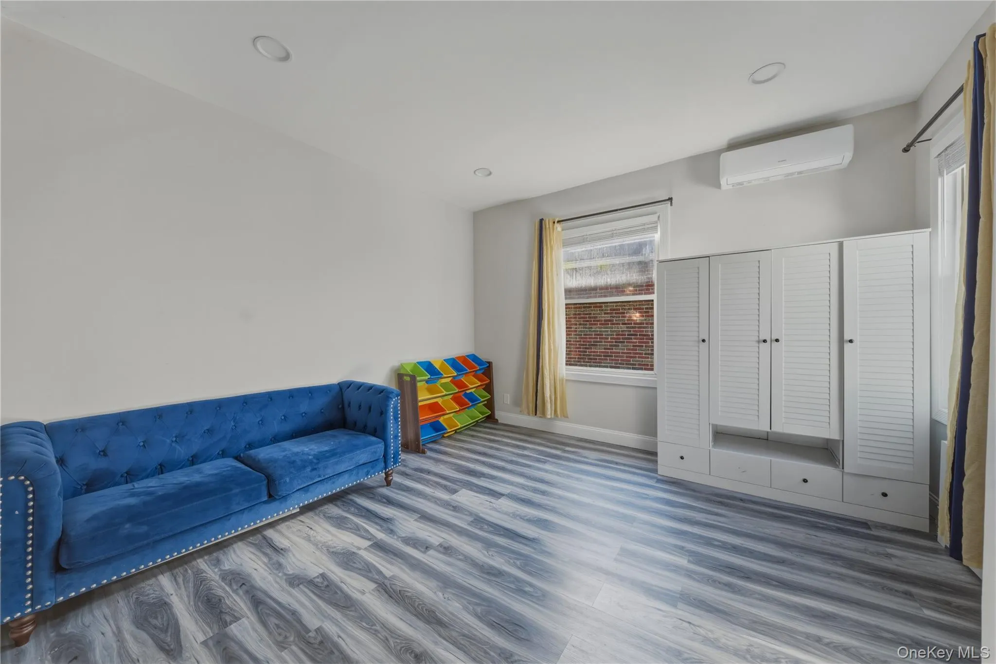 240 10th Avenue, Mount Vernon, NY, 4 Bedrooms Bedrooms, 15 Rooms Rooms,3 BathroomsBathrooms,Residential,For Rent,10th,0,1064590 240 10th Avenue, Mount Vernon, NY, 4 Bedrooms Bedrooms, 15 Rooms Rooms,3 BathroomsBathrooms,Residential,For Rent,10th,0,1064590