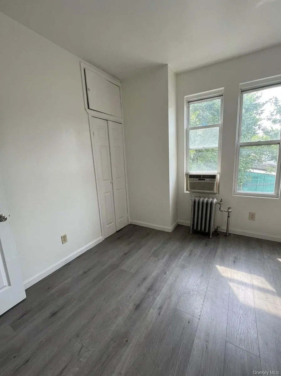 780 Bartholdi Street, New York, NY, 3 Bedrooms Bedrooms, 6 Rooms Rooms,1 BathroomBathrooms,Residential Lease,For Rent,Bartholdi,0,1064591 780 Bartholdi Street, New York, NY, 3 Bedrooms Bedrooms, 6 Rooms Rooms,1 BathroomBathrooms,Residential Lease,For Rent,Bartholdi,0,1064591