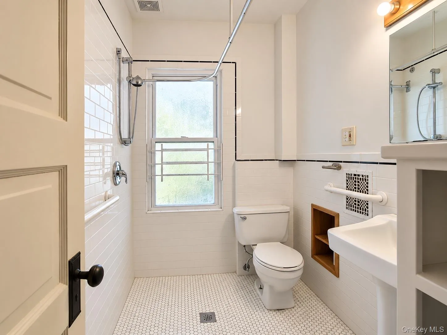 62 Lincoln Avenue, Poughkeepsie, NY , With , 2 Bedroom , and , 6 Room , 1 Bathroom , For , Residential Lease , For Rent , 1064595 , MLSID,1064595 62 Lincoln Avenue, Poughkeepsie, NY , With , 2 Bedroom , and , 6 Room , 1 Bathroom , For , Residential Lease , For Rent , 1064595 , MLSID,1064595