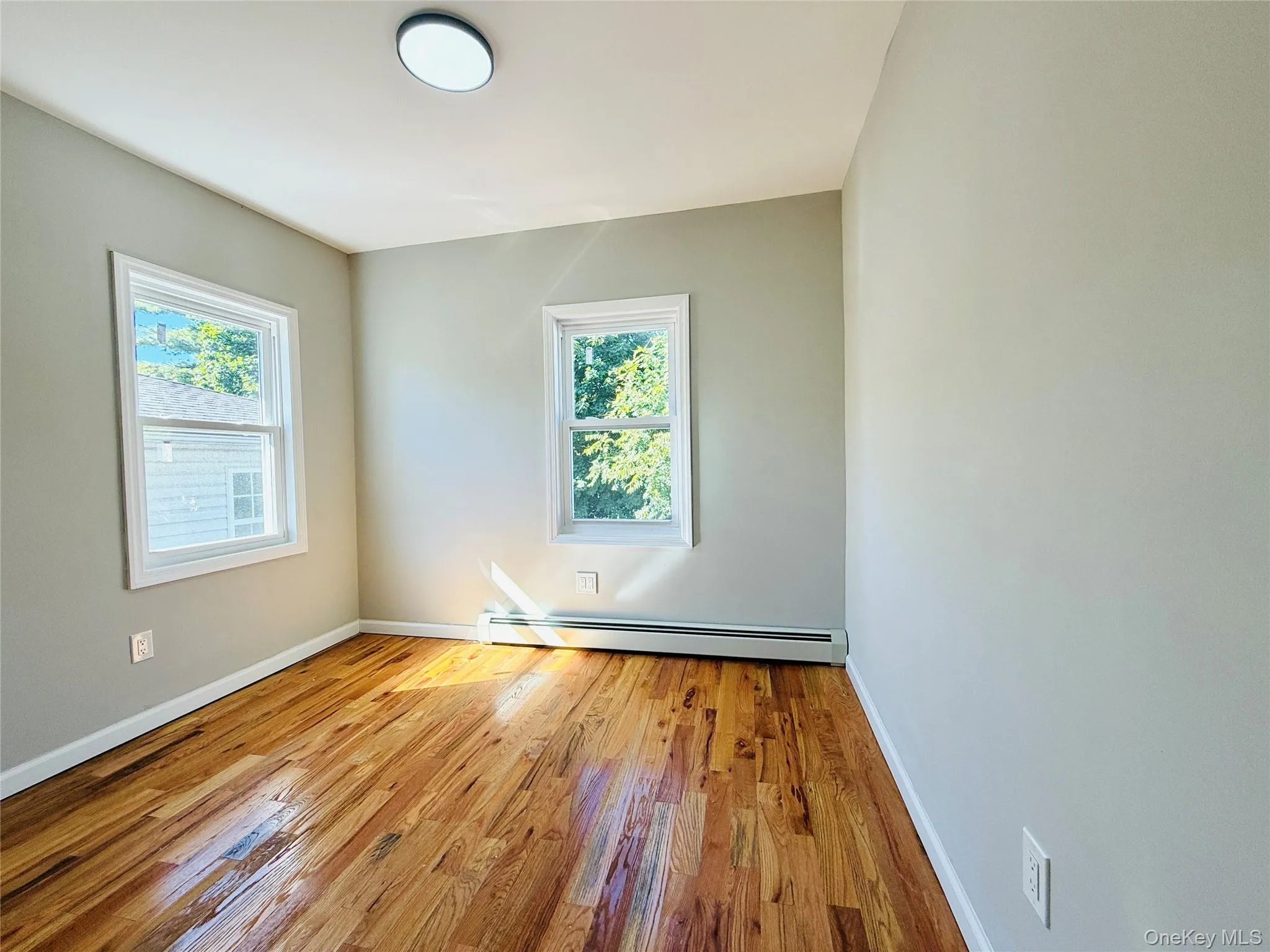 9934 Bellaire Place, New York, NY, 4 Bedrooms Bedrooms, 11 Rooms Rooms,3 BathroomsBathrooms,Residential,For Rent,Bellaire,0,1064603 9934 Bellaire Place, New York, NY, 4 Bedrooms Bedrooms, 11 Rooms Rooms,3 BathroomsBathrooms,Residential,For Rent,Bellaire,0,1064603