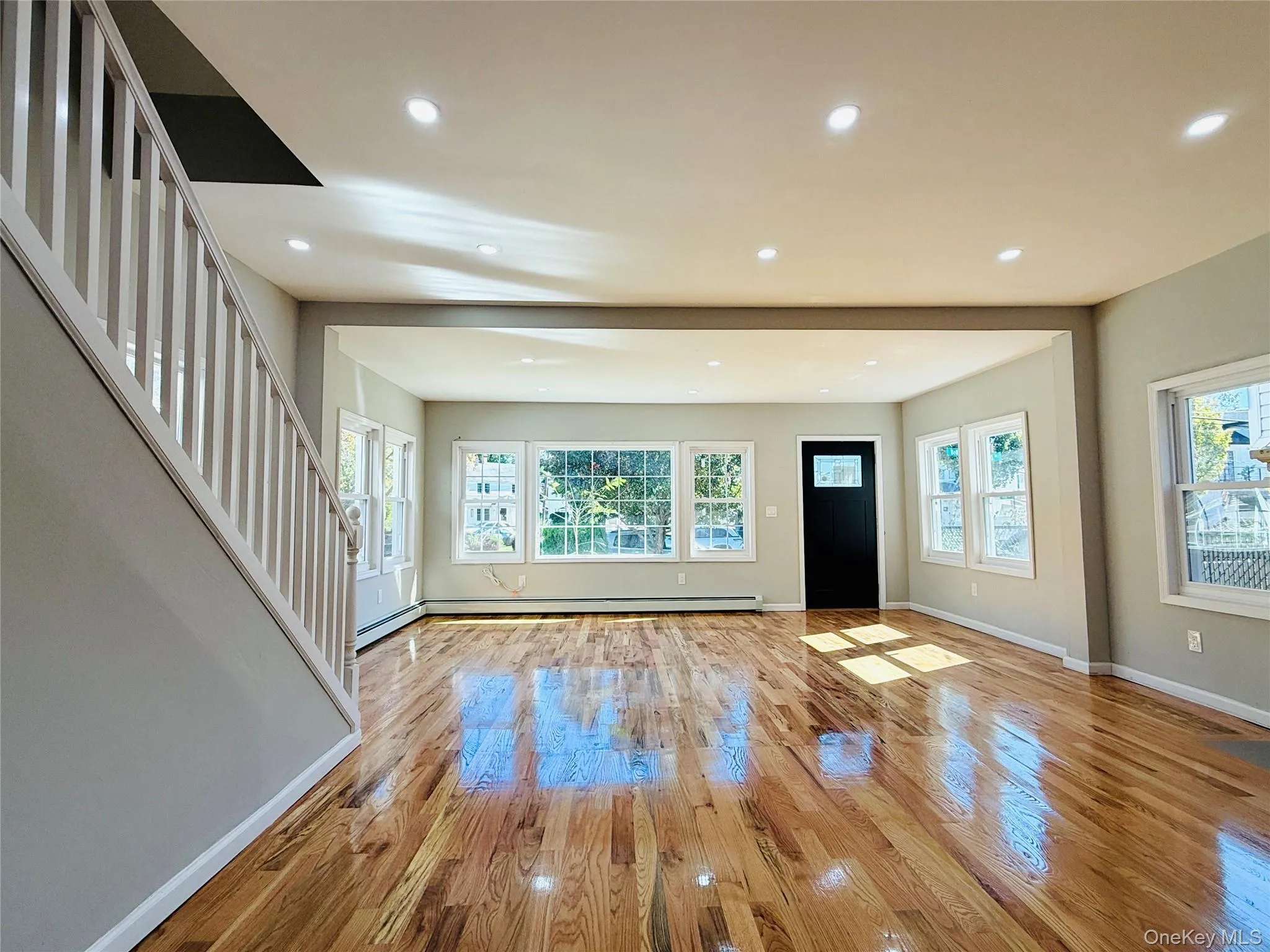 9934 Bellaire Place, New York, NY, 4 Bedrooms Bedrooms, 11 Rooms Rooms,3 BathroomsBathrooms,Residential,For Rent,Bellaire,0,1064603 9934 Bellaire Place, New York, NY, 4 Bedrooms Bedrooms, 11 Rooms Rooms,3 BathroomsBathrooms,Residential,For Rent,Bellaire,0,1064603