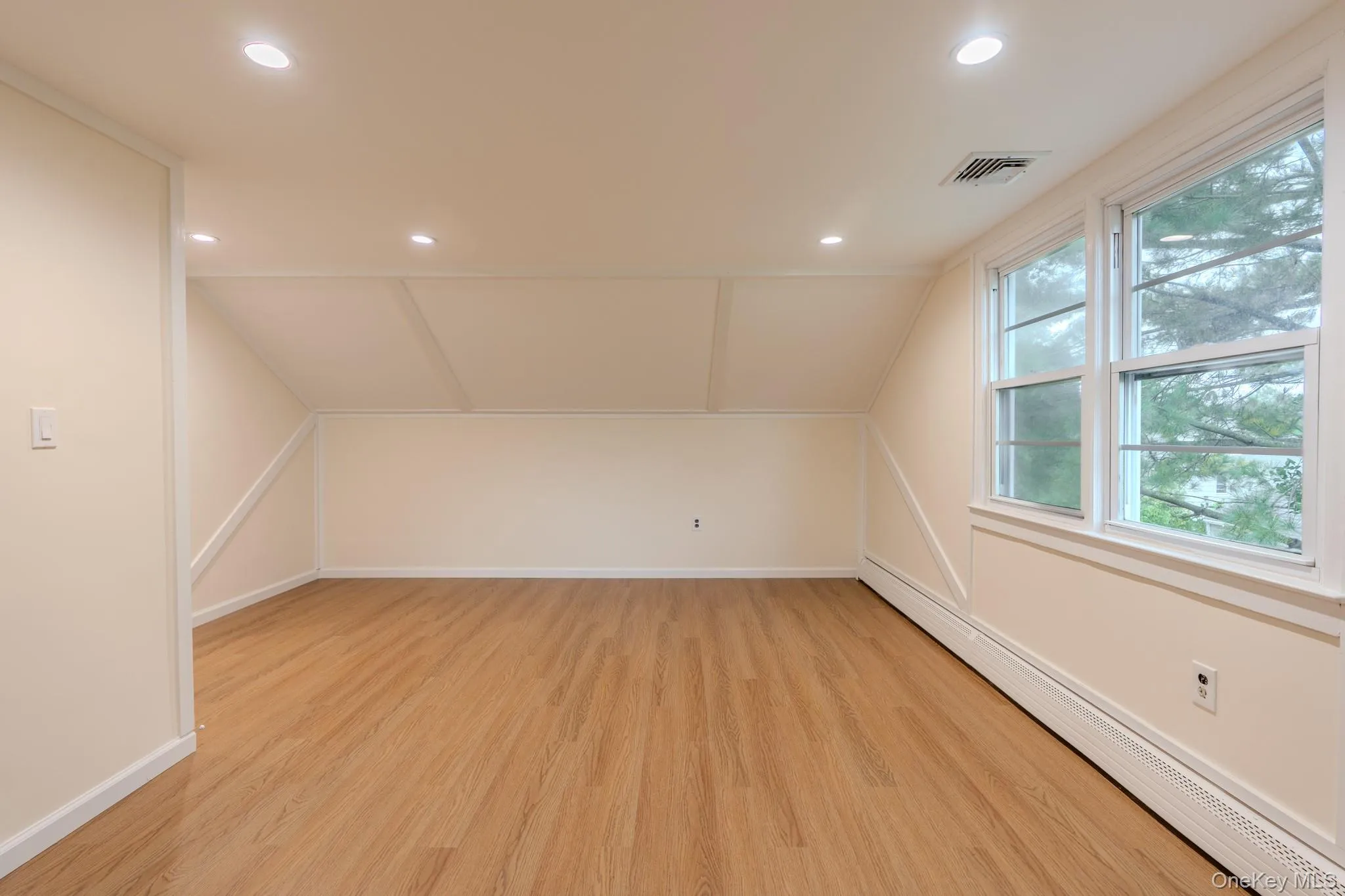 2469 Fortesque Avenue, Hempstead, NY, 3 Bedrooms Bedrooms, 7 Rooms Rooms,2 BathroomsBathrooms,Residential,For Rent,Fortesque,0,1064606 2469 Fortesque Avenue, Hempstead, NY, 3 Bedrooms Bedrooms, 7 Rooms Rooms,2 BathroomsBathrooms,Residential,For Rent,Fortesque,0,1064606